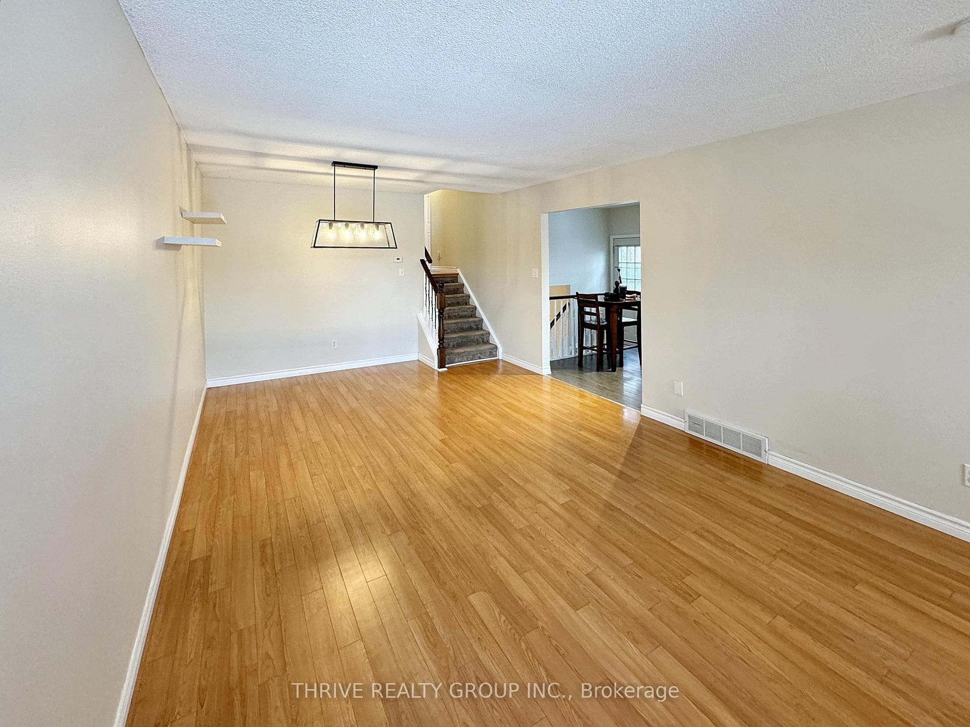 1341 Reardon Boulevard photo 4