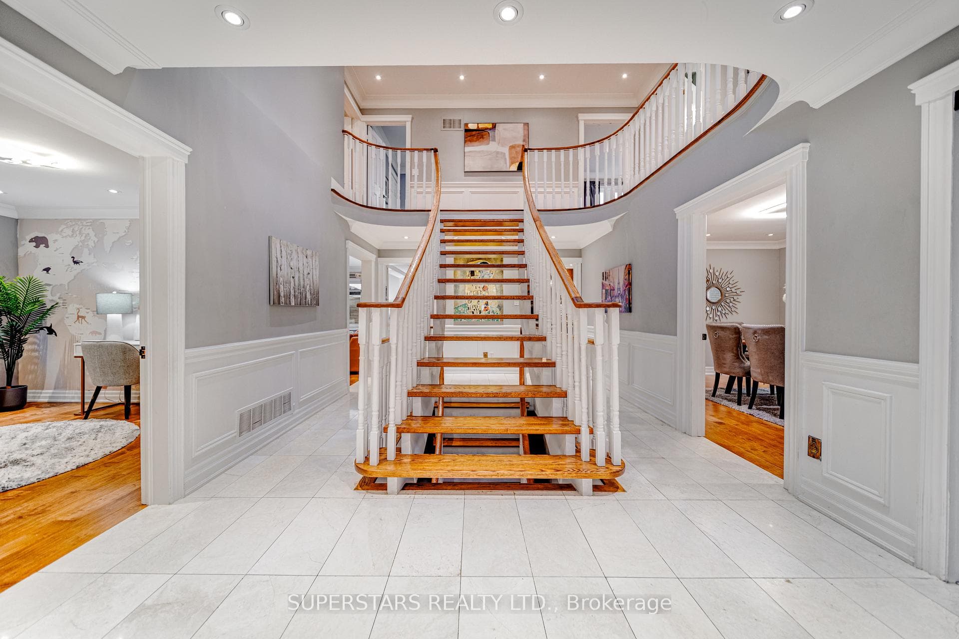 75 Rockwood Crescent photo 3