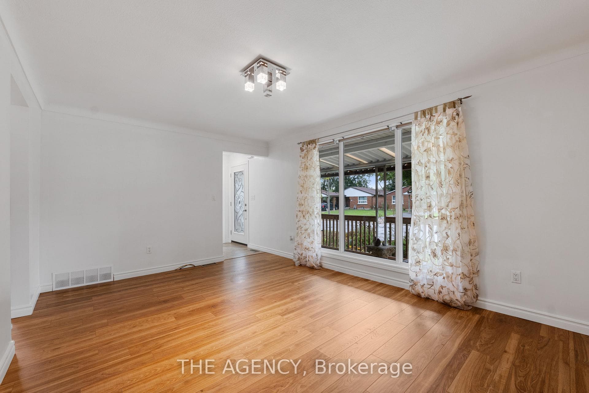 329 Gatfield Avenue photo 13