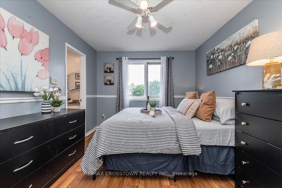 1189 Inniswood Street photo 14