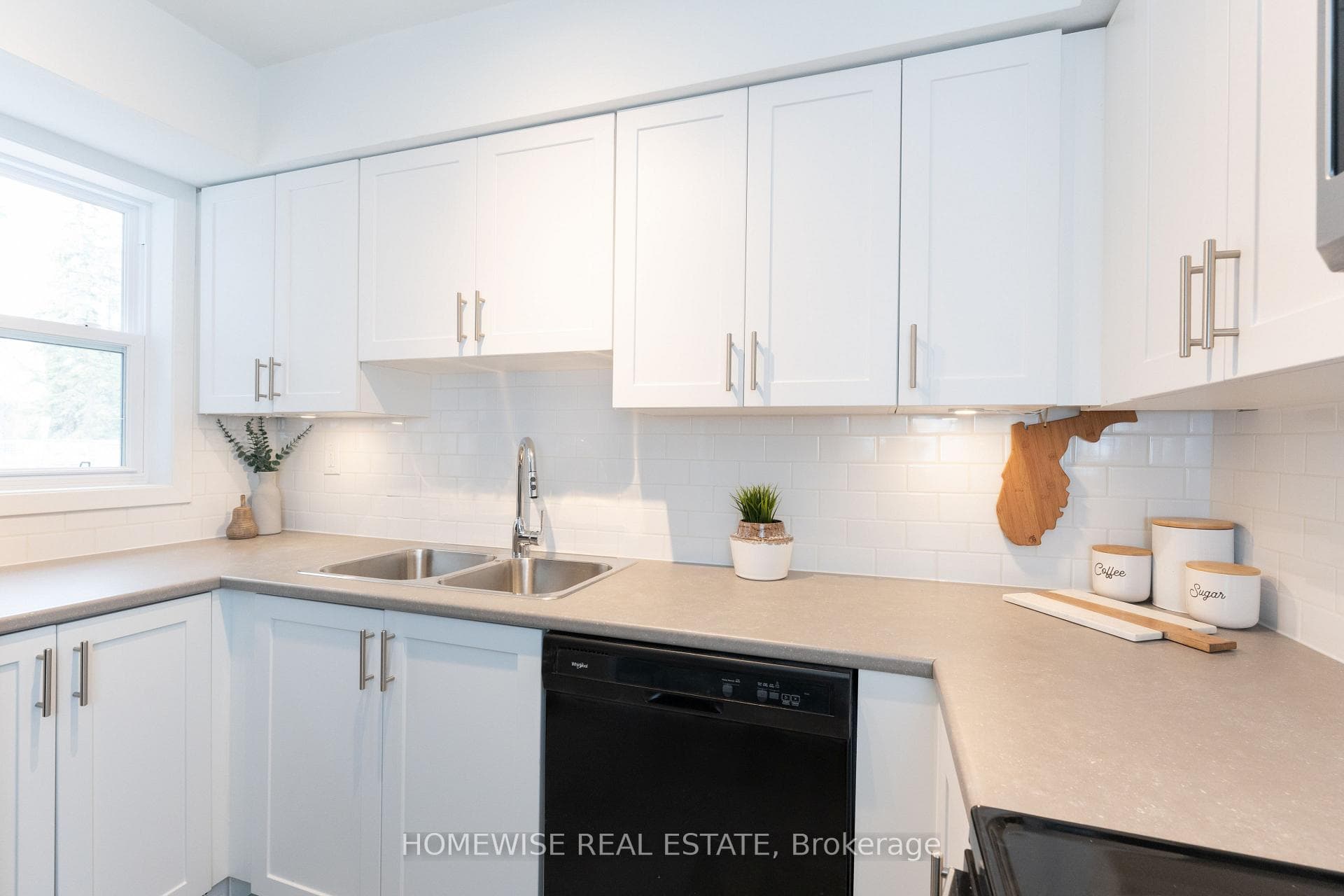 240 Ormond Drive Unit B5 photo 6
