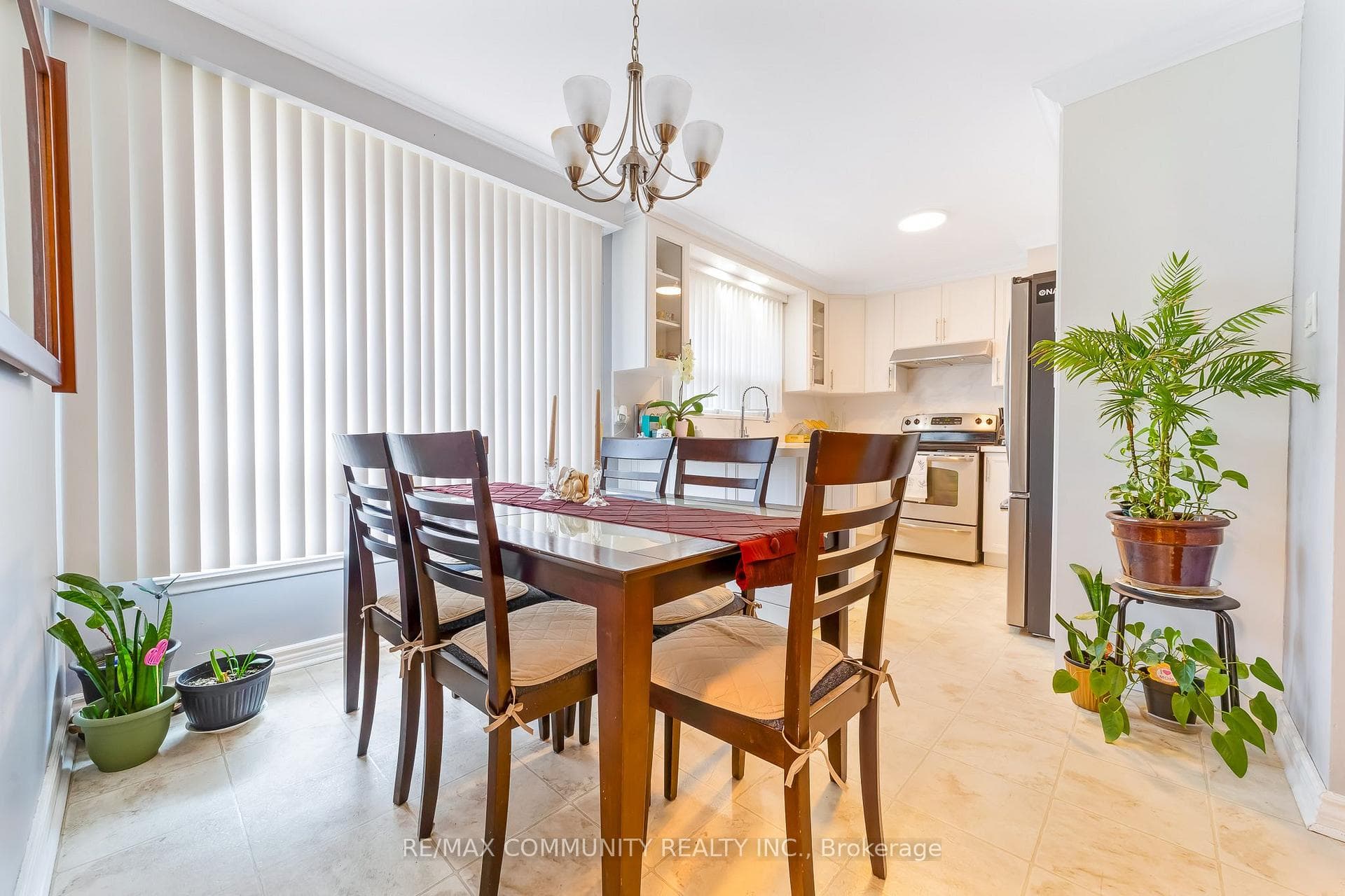 764 Brimley Road photo 12
