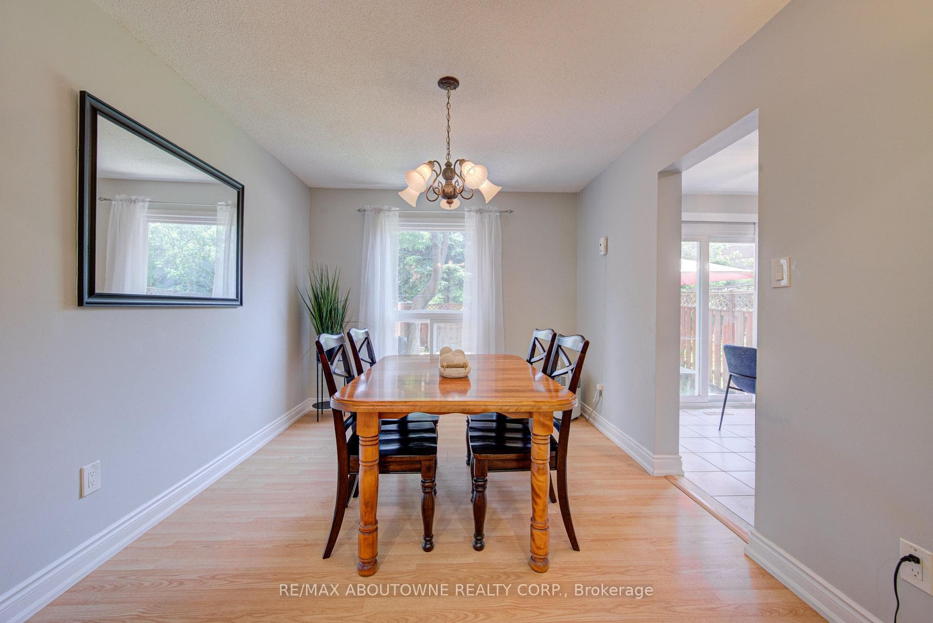 1140 Avondale Drive photo 14