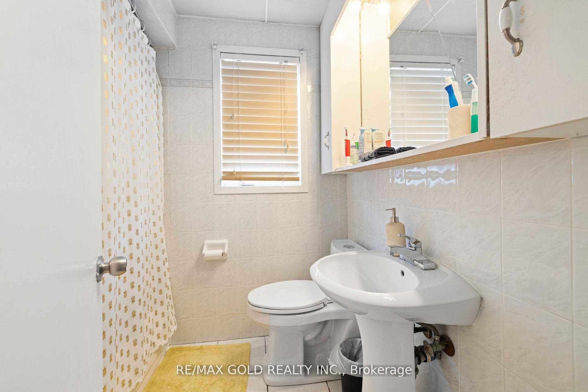 35 Giltspur Drive photo 21