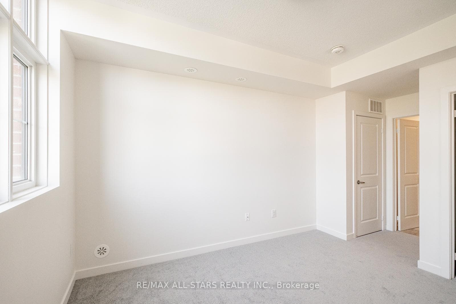 1 Whitaker Way Unit 218 photo 14