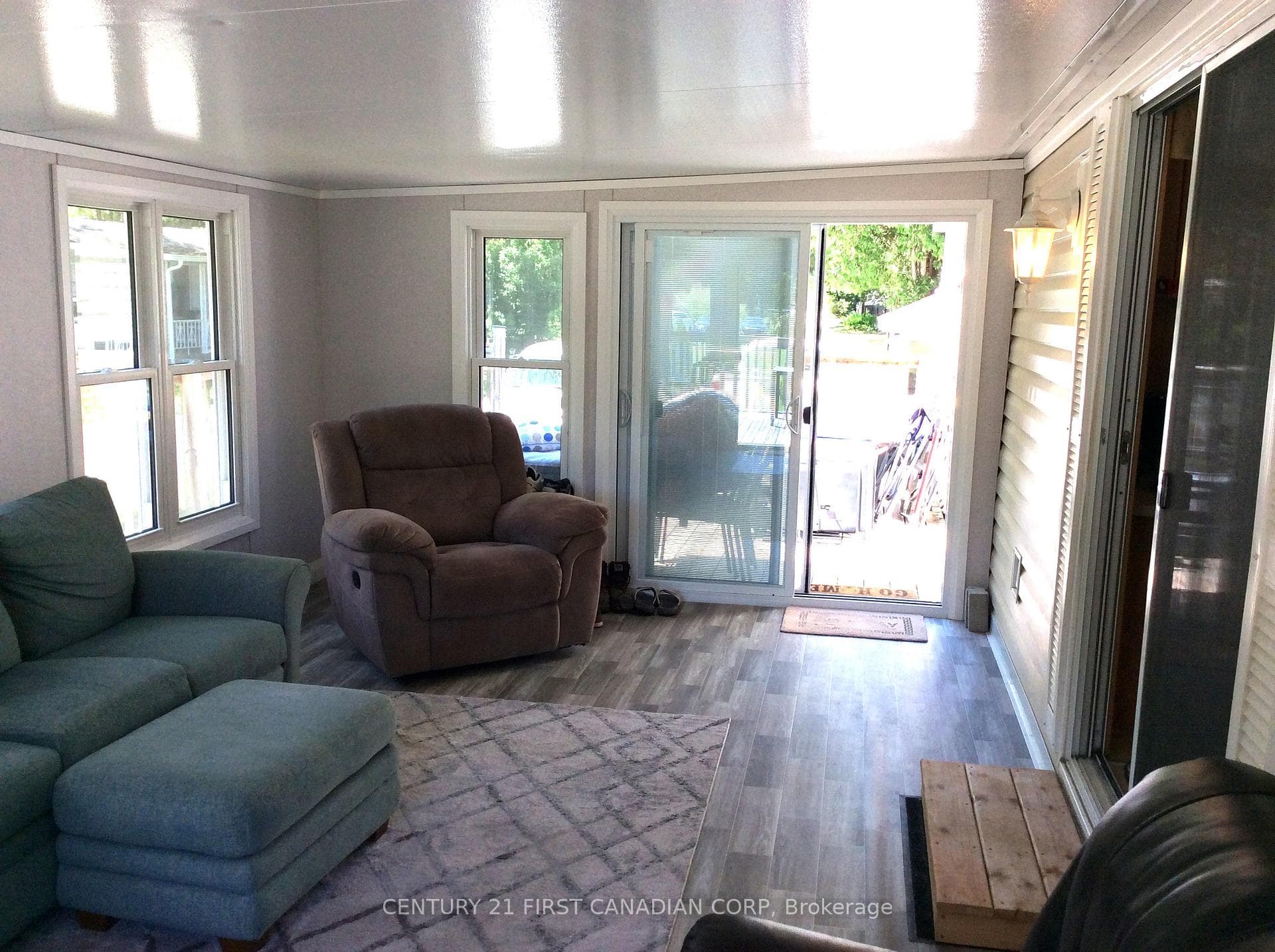 256440 Sunova Crescent Unit 501 photo 40