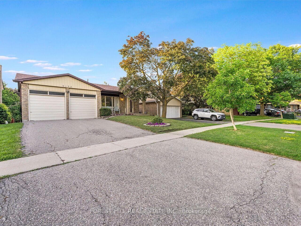 6193 Montevideo Road photo 1