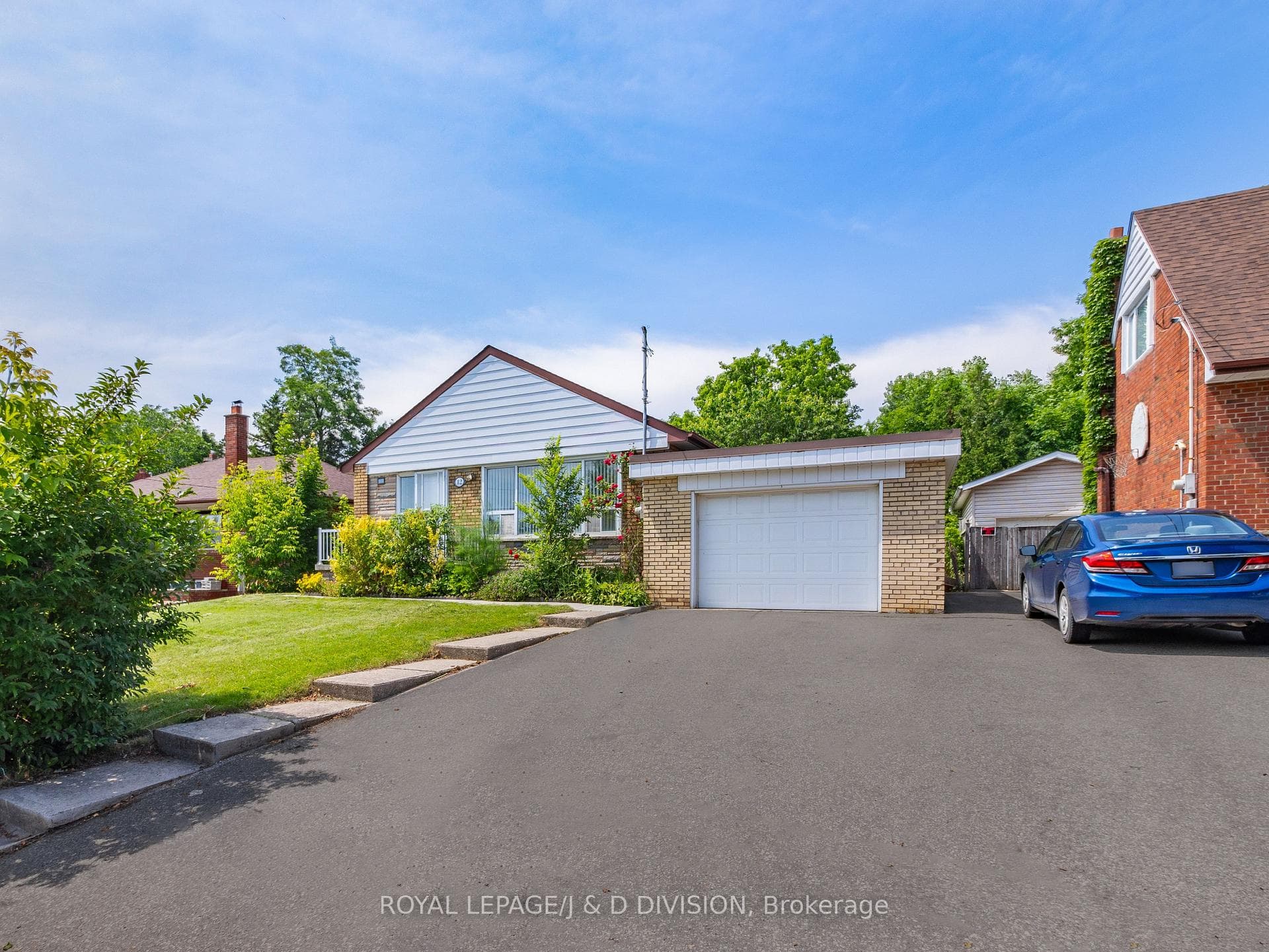42 Garside Crescent photo 21