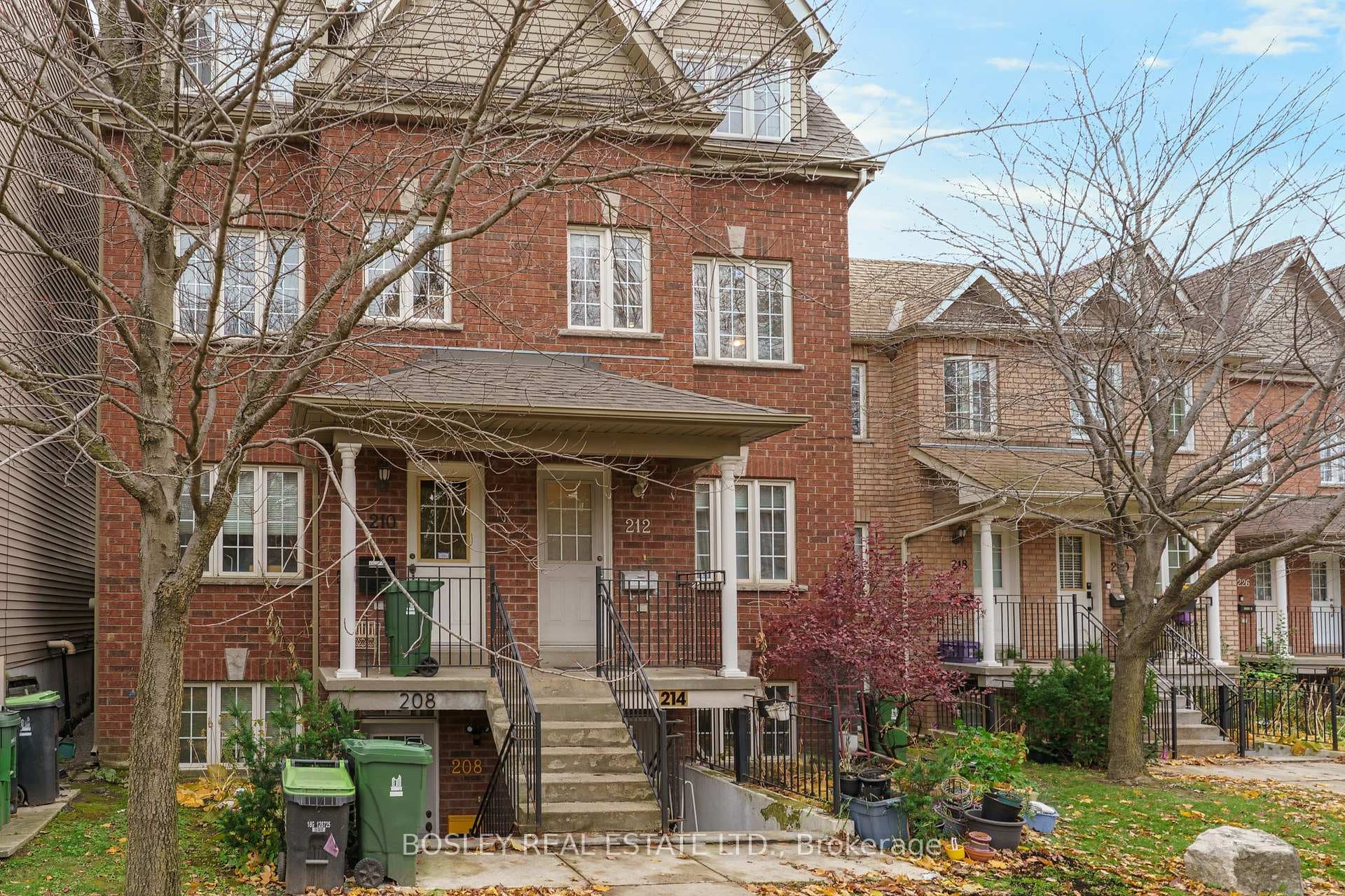 212 WILTSHIRE Avenue photo 24