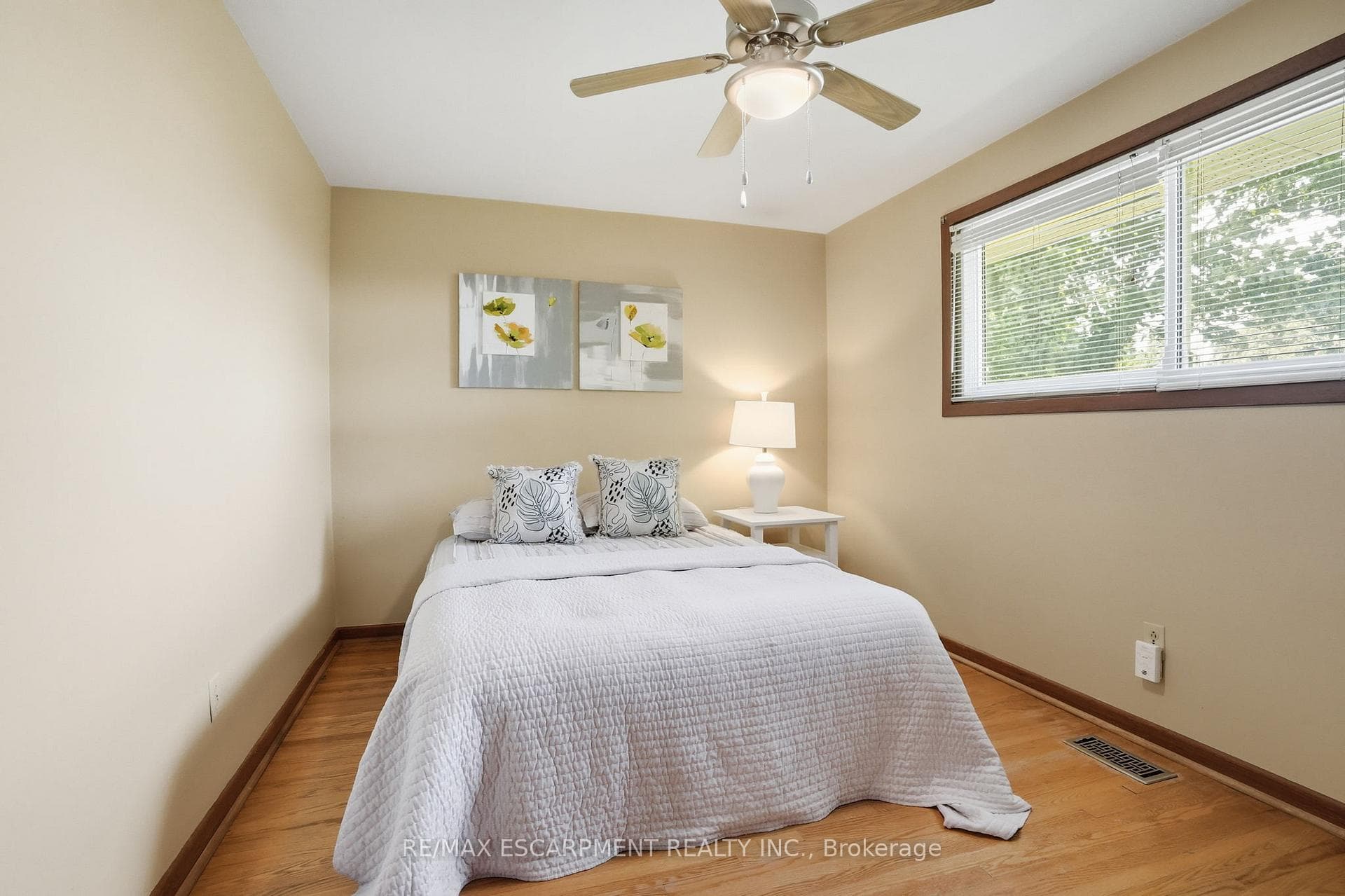 5155 Idlewood Crescent photo 24