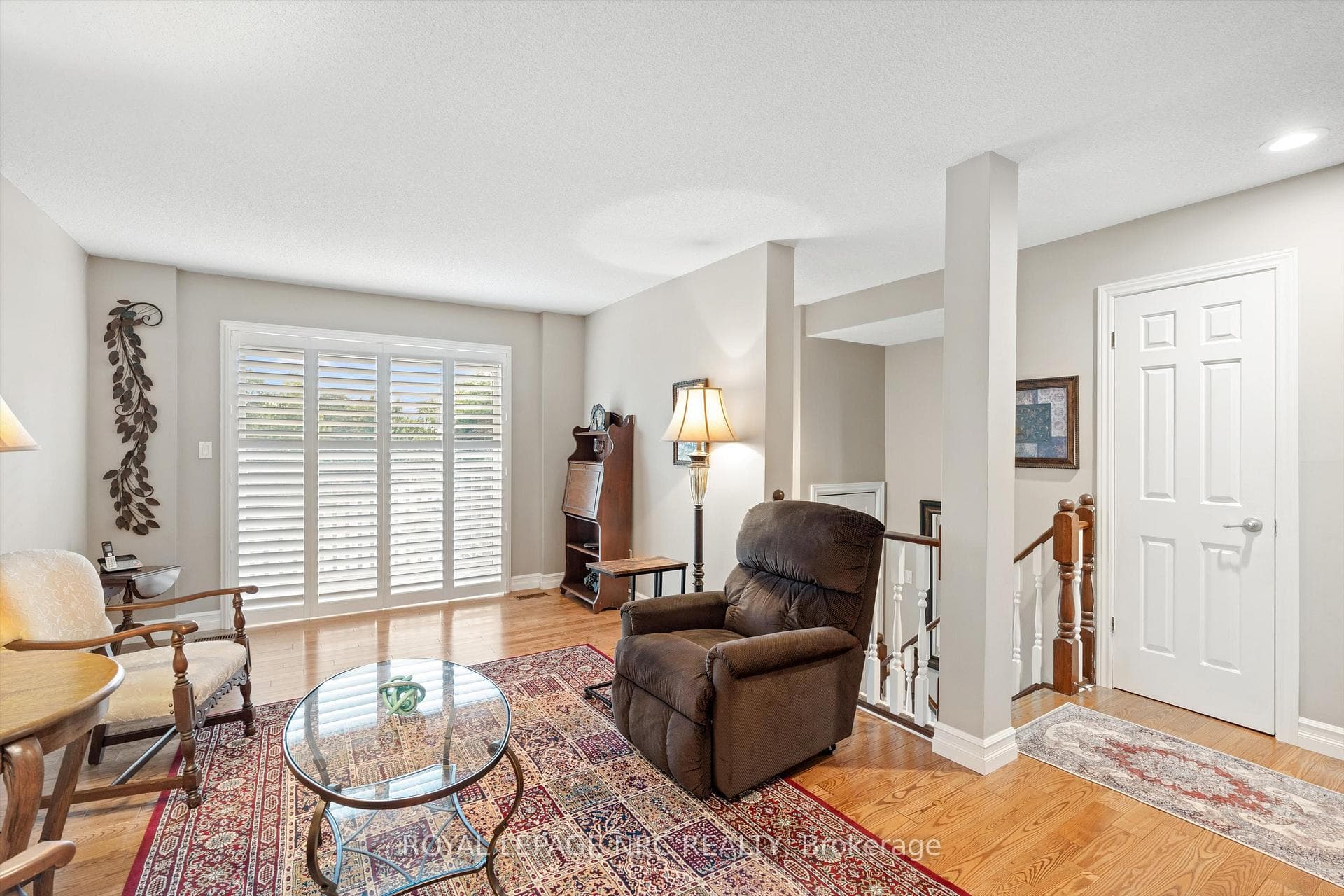 178 Scott Street Unit 14 photo 4