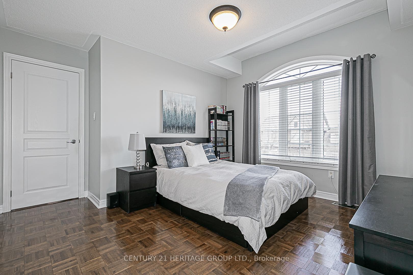 3 Thomas Legge Crescent photo 19