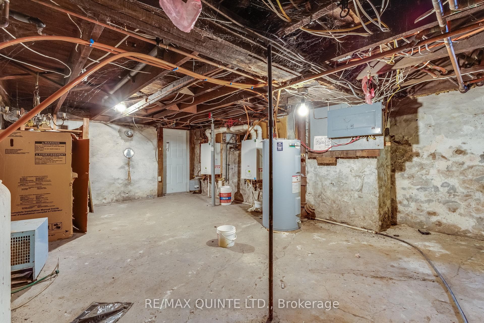 140 William Street photo 14