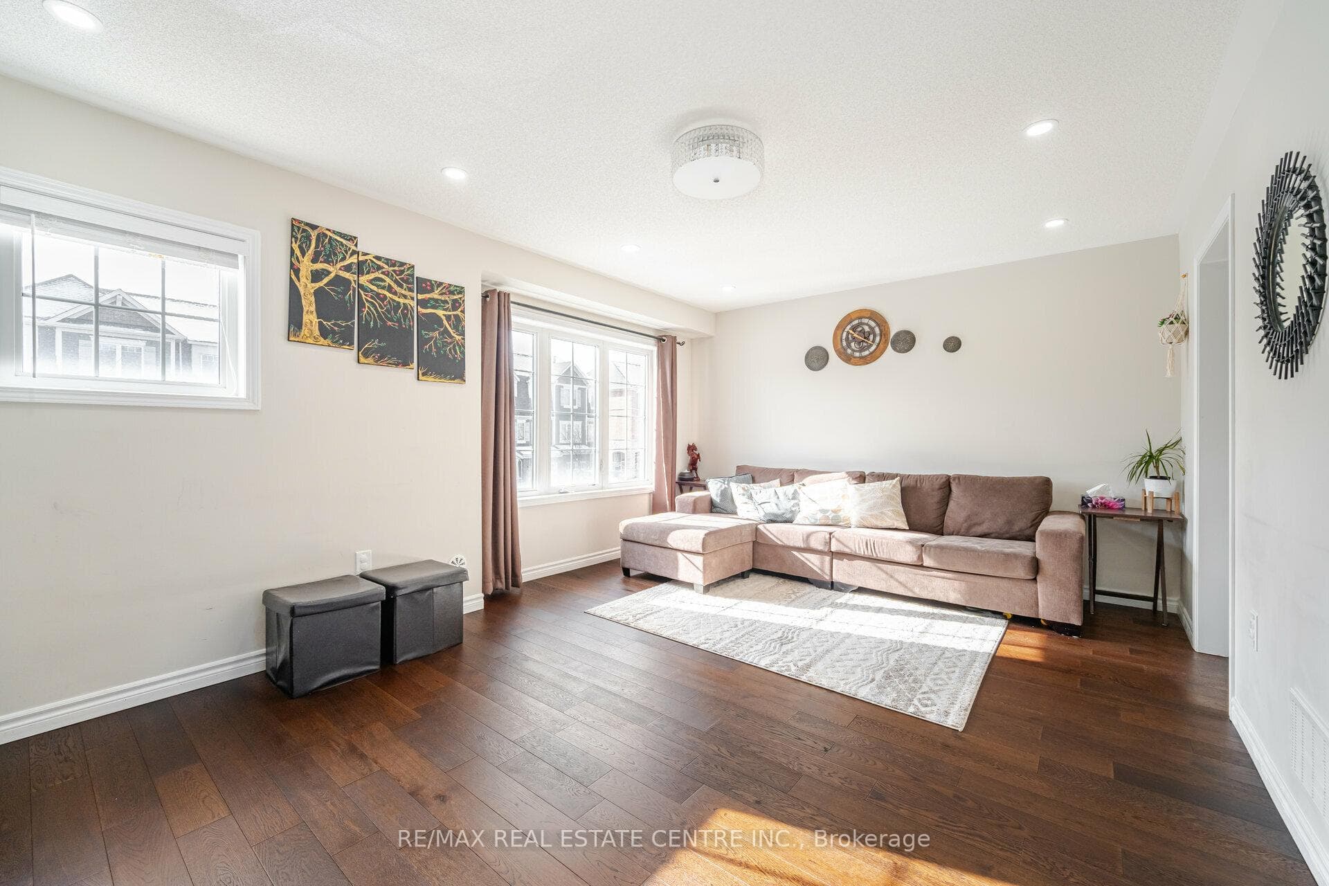 63 Bannister Crescent photo 25