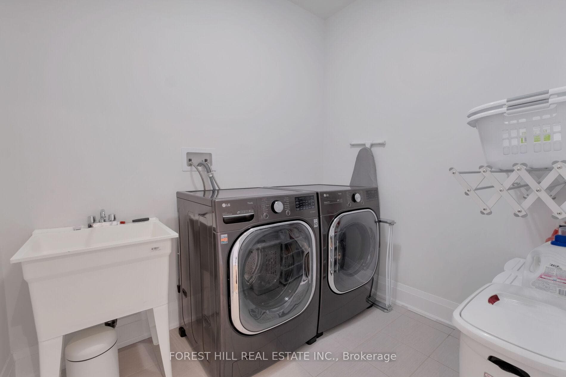 124 Sikura Circle photo 37