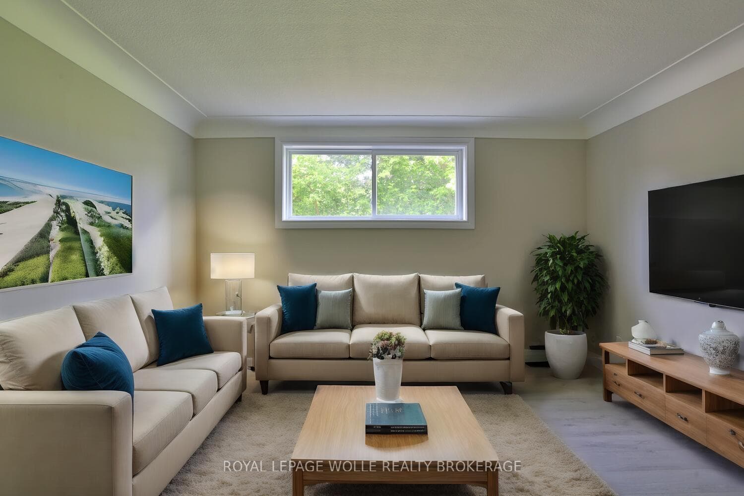240 DUKE Street photo 20
