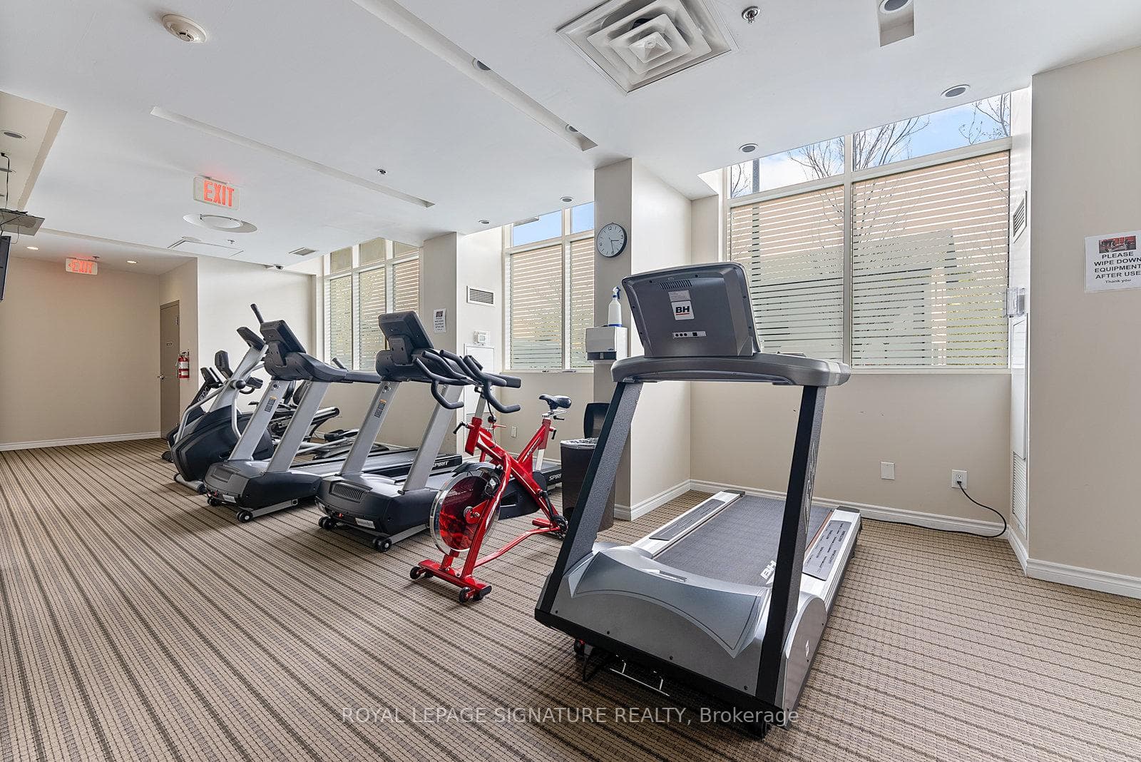 3865 Lake Shore Boulevard Unit 314 photo 27