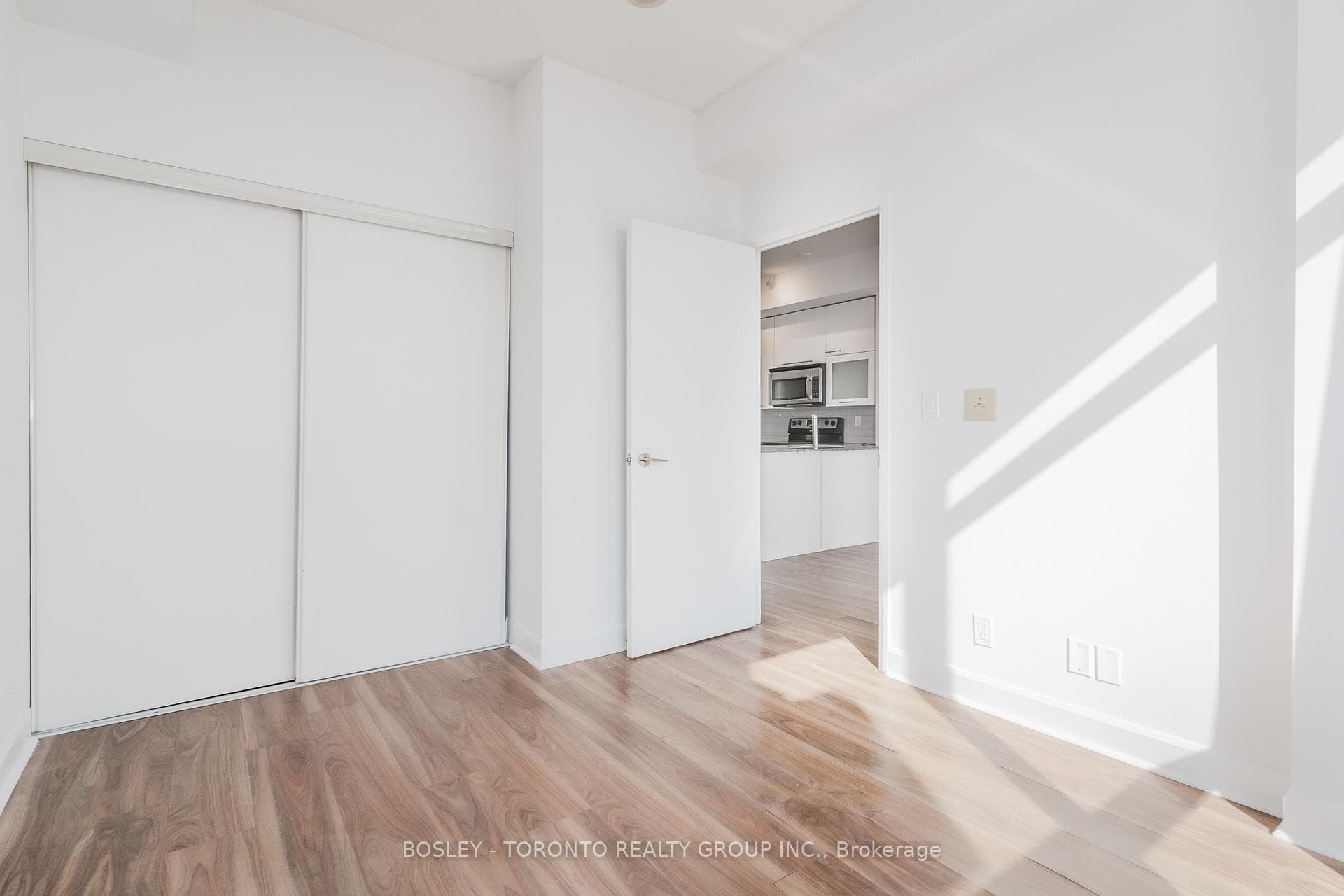 500 Sherbourne Street Unit 1206 photo 18