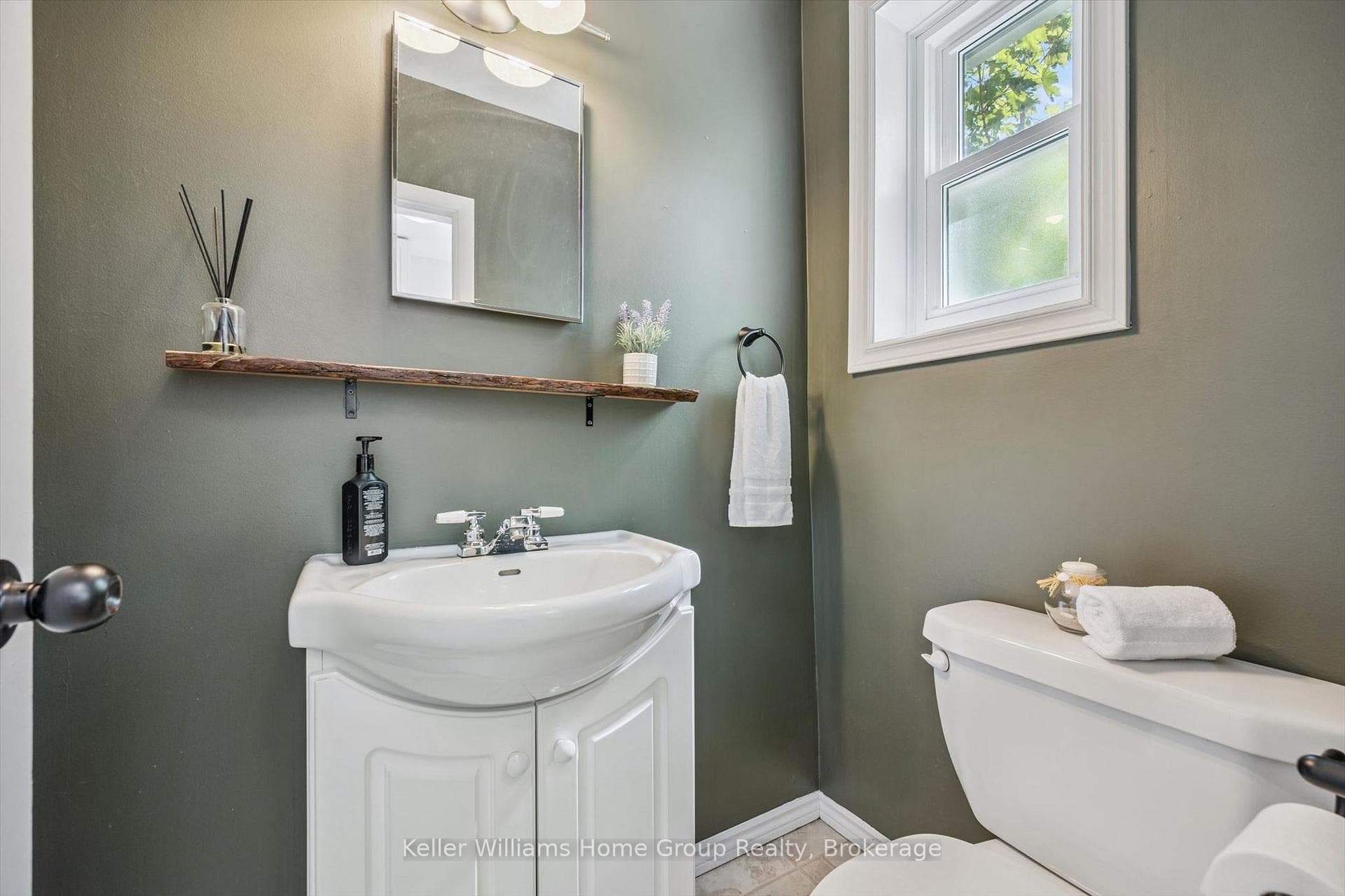 181 Frederick Street photo 27