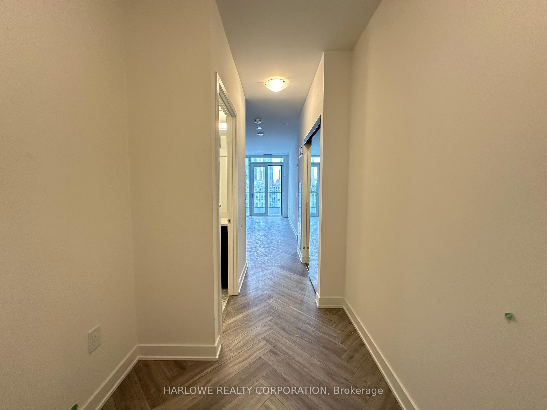 135 Lower Sherbourne Street Unit 1065 W photo 11