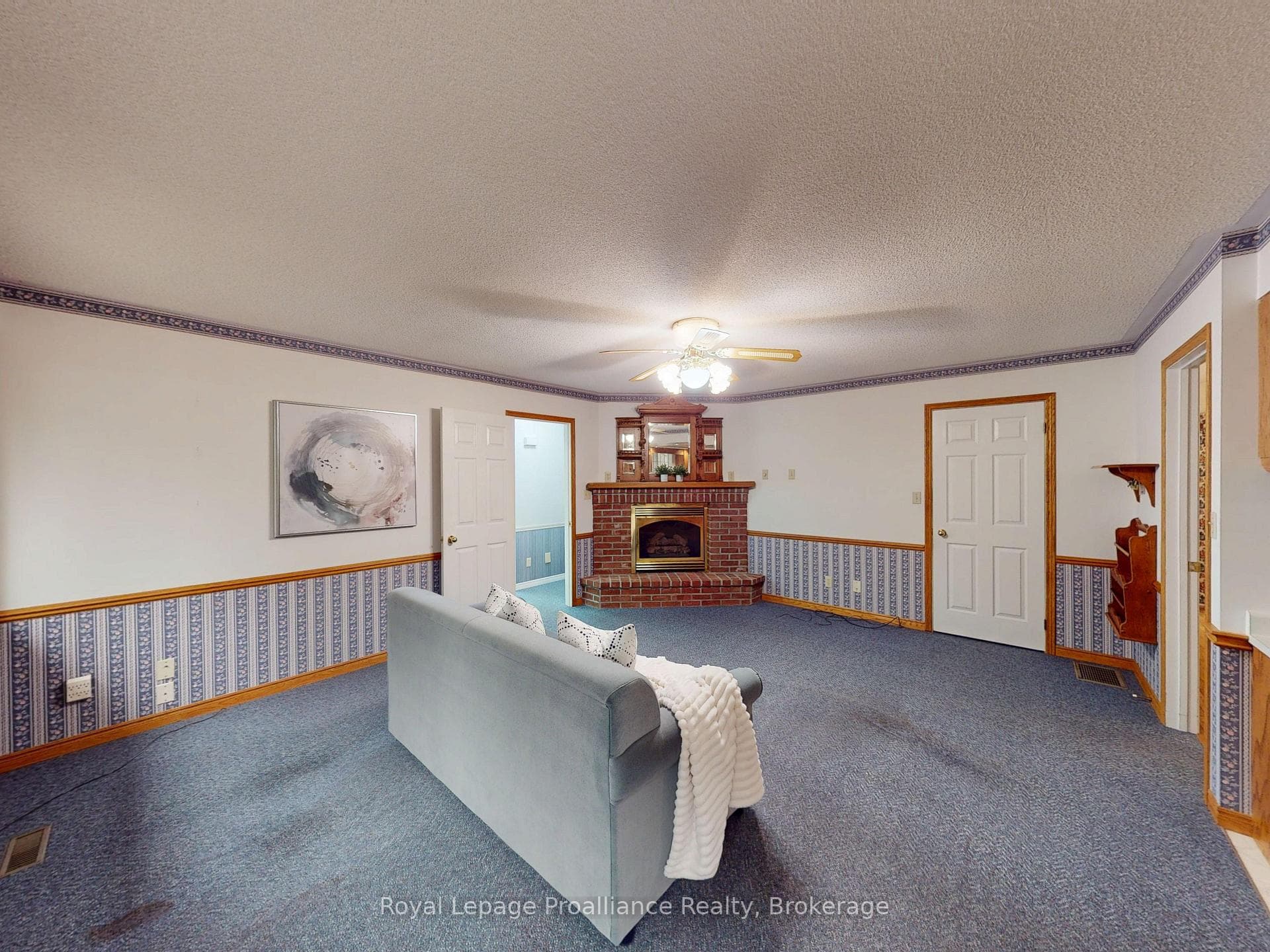 88 Westwind Crescent photo 28
