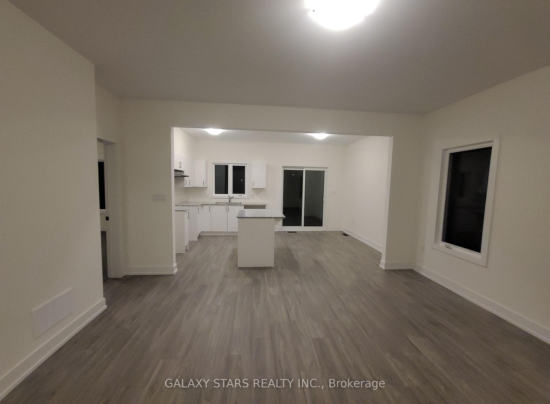 67 Dusenbury Drive photo 9