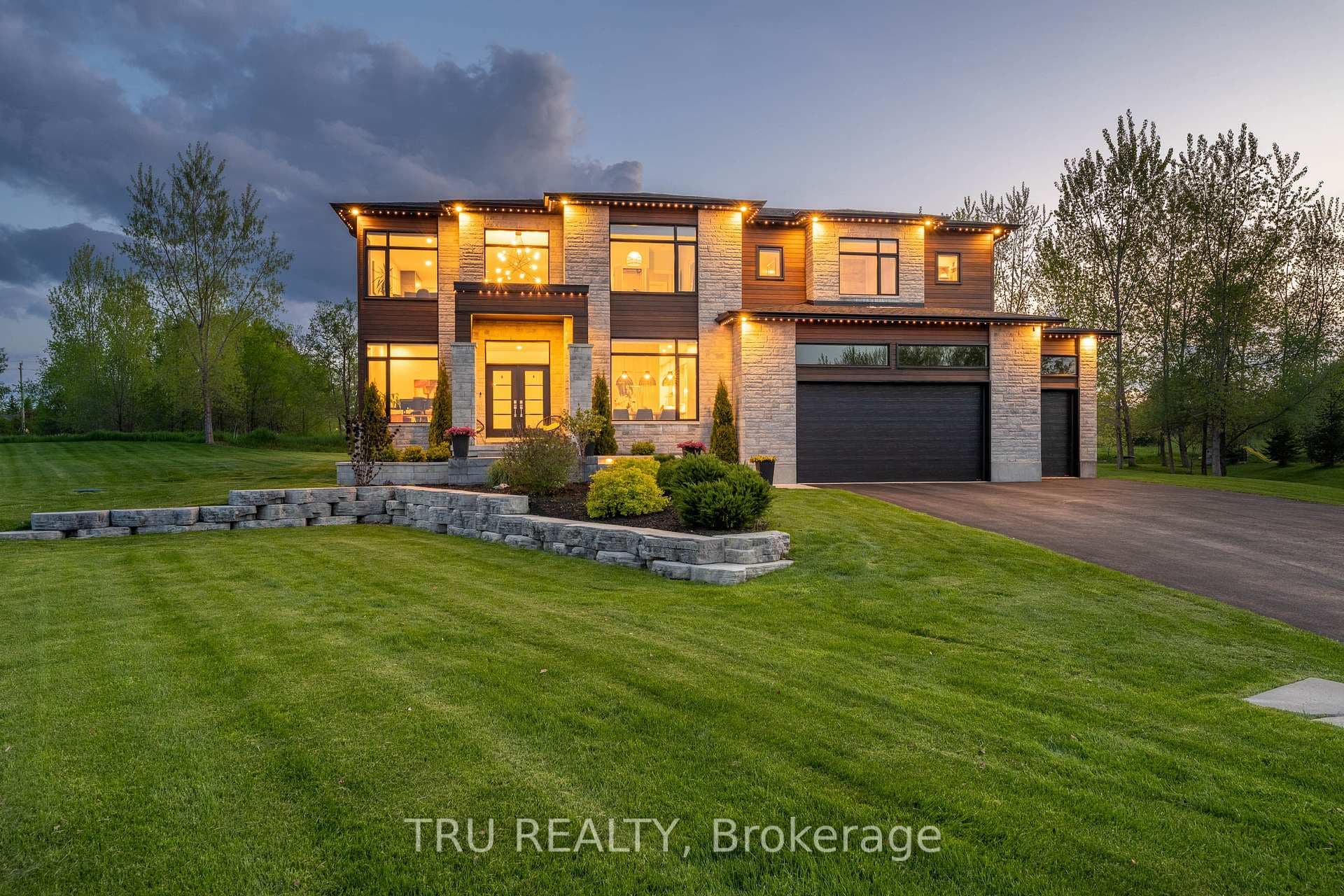 536 LEIMERK Court photo 2