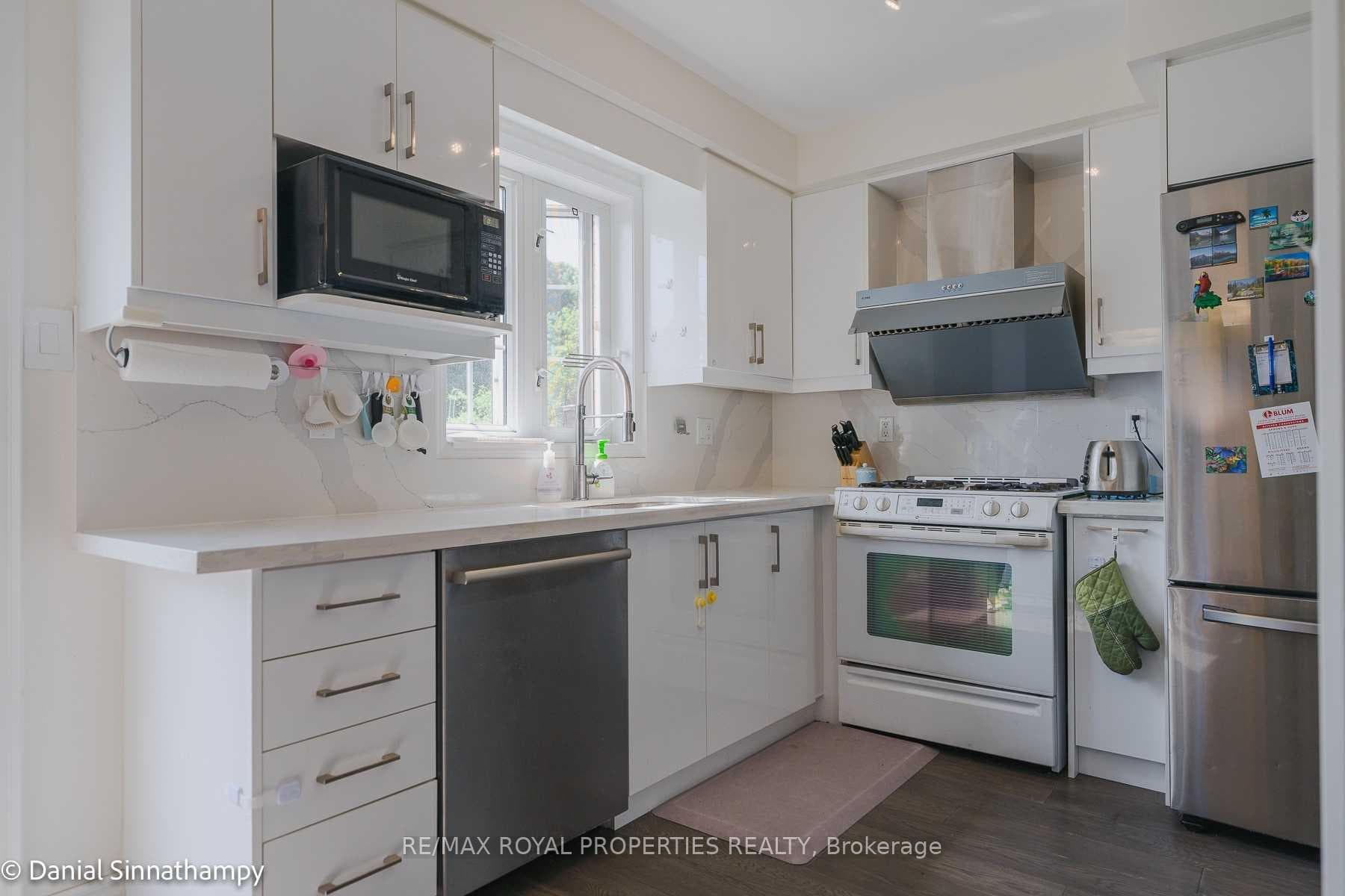 85 Highhill Drive photo 4