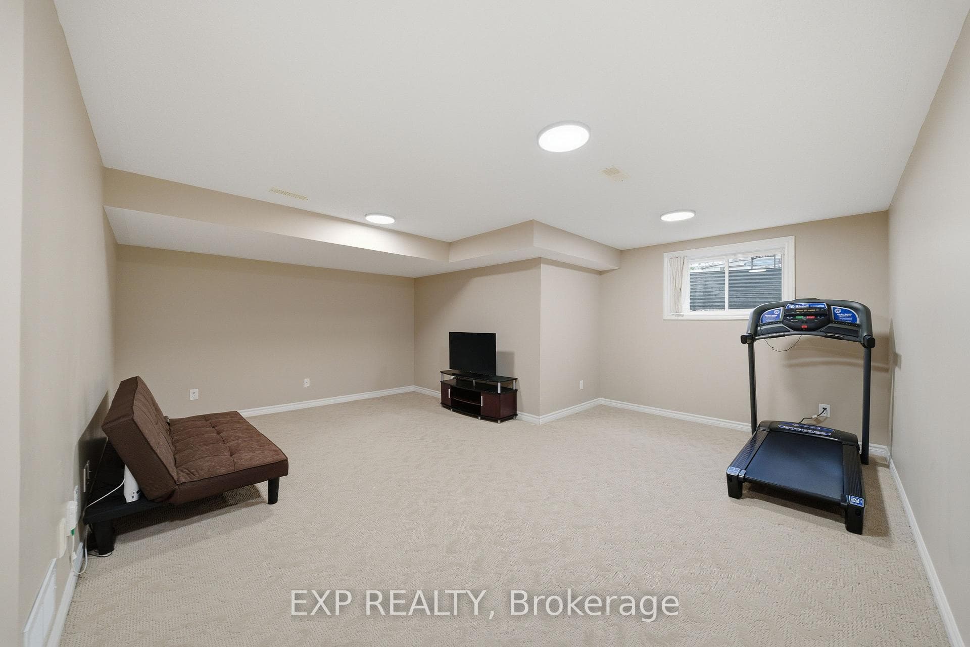 4265 Kelly Farm Drive photo 22