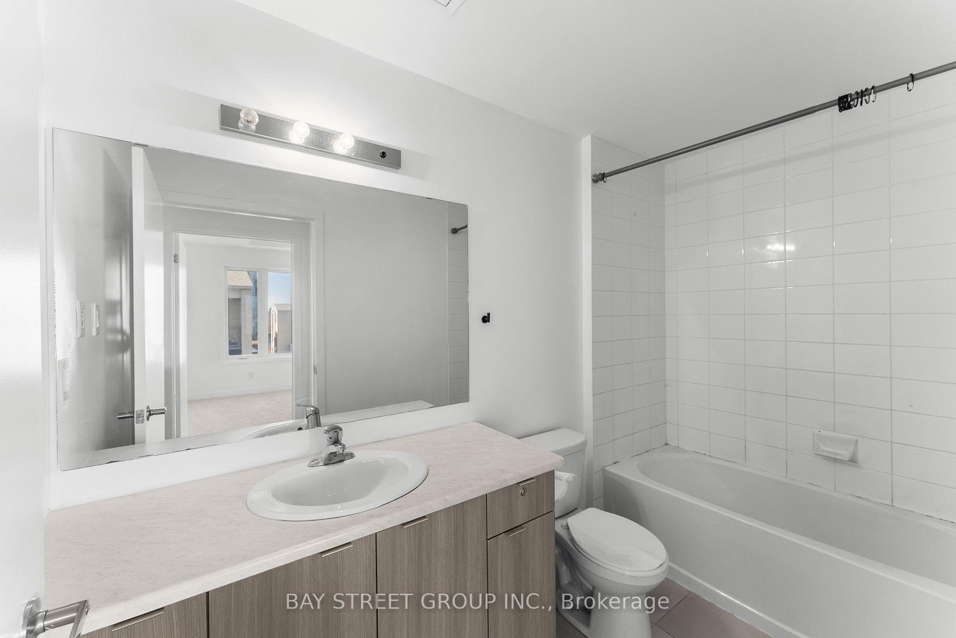 5131 Sheppard Avenue Unit 307 photo 17