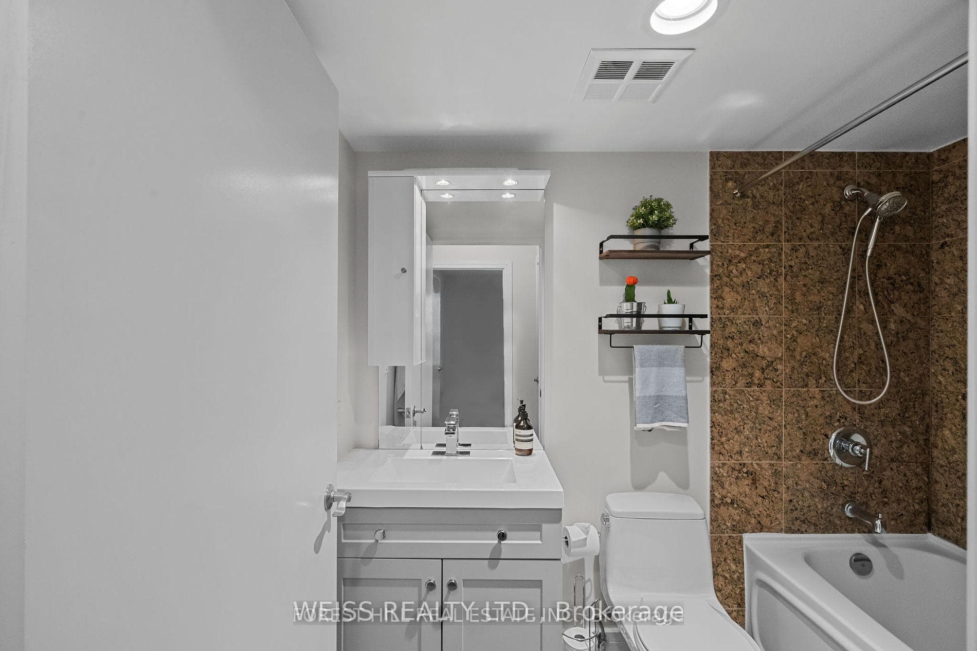 16 Harrison Garden Boulevard Unit 212 photo 20
