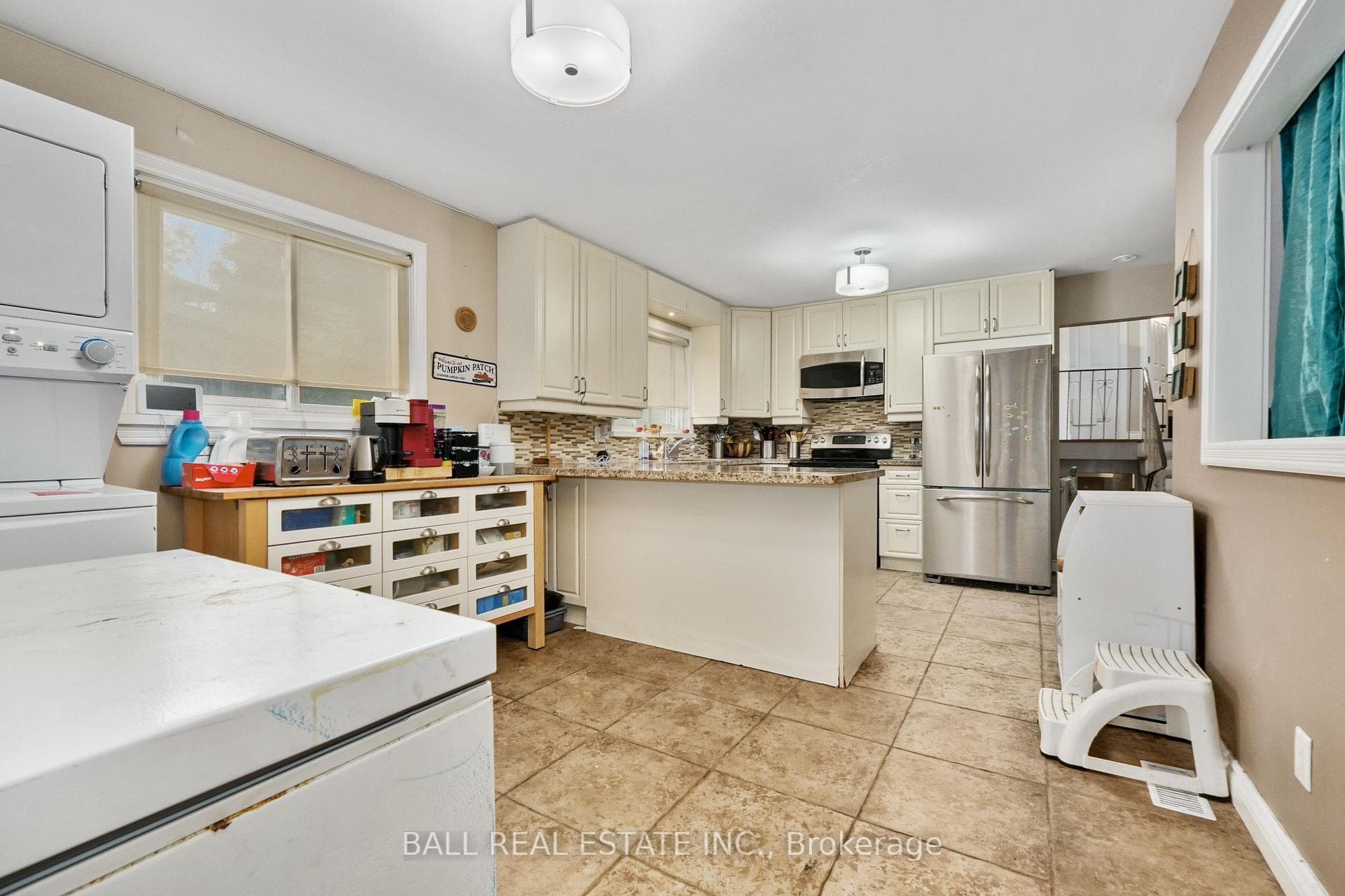60A Crossley Drive photo 29