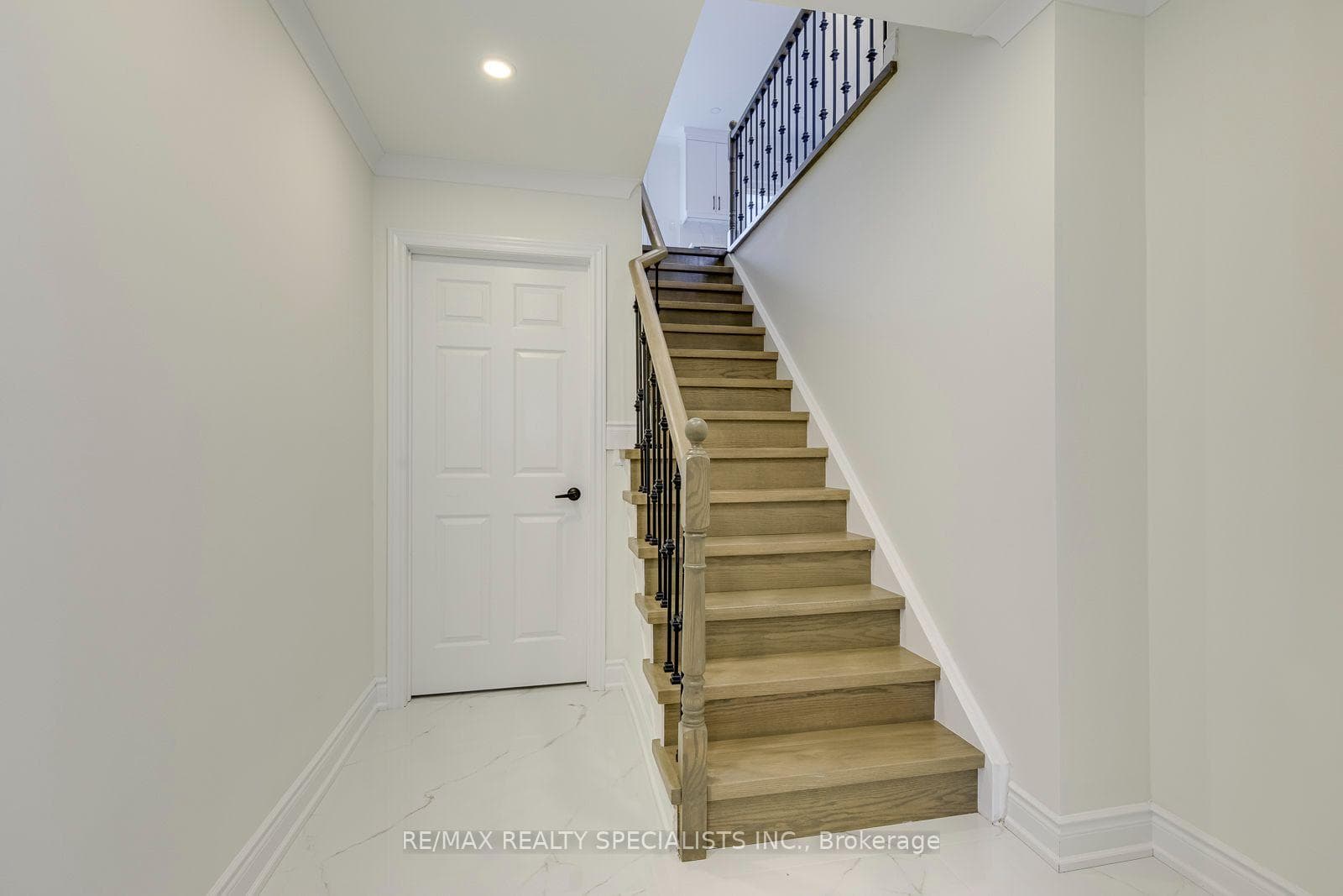 2955 Thomas Street Unit 12 photo 10