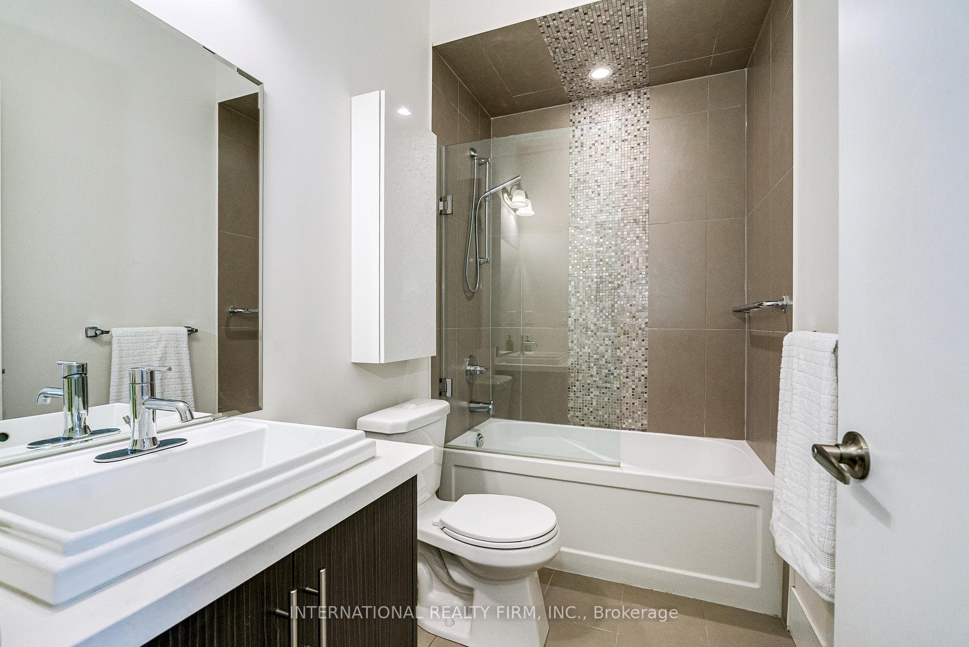 46 Allegranza Avenue photo 28