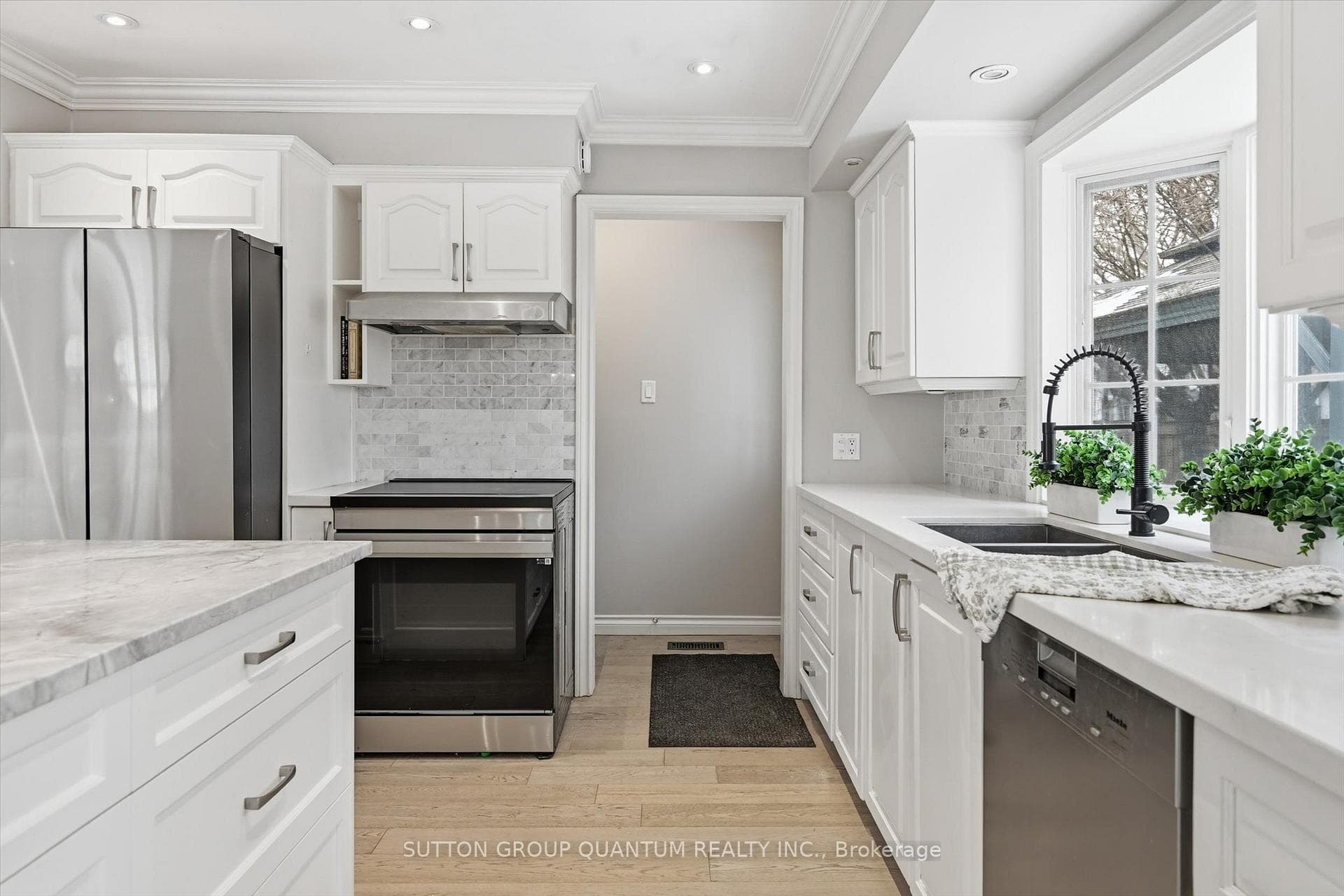 5245 Bromley Road photo 10