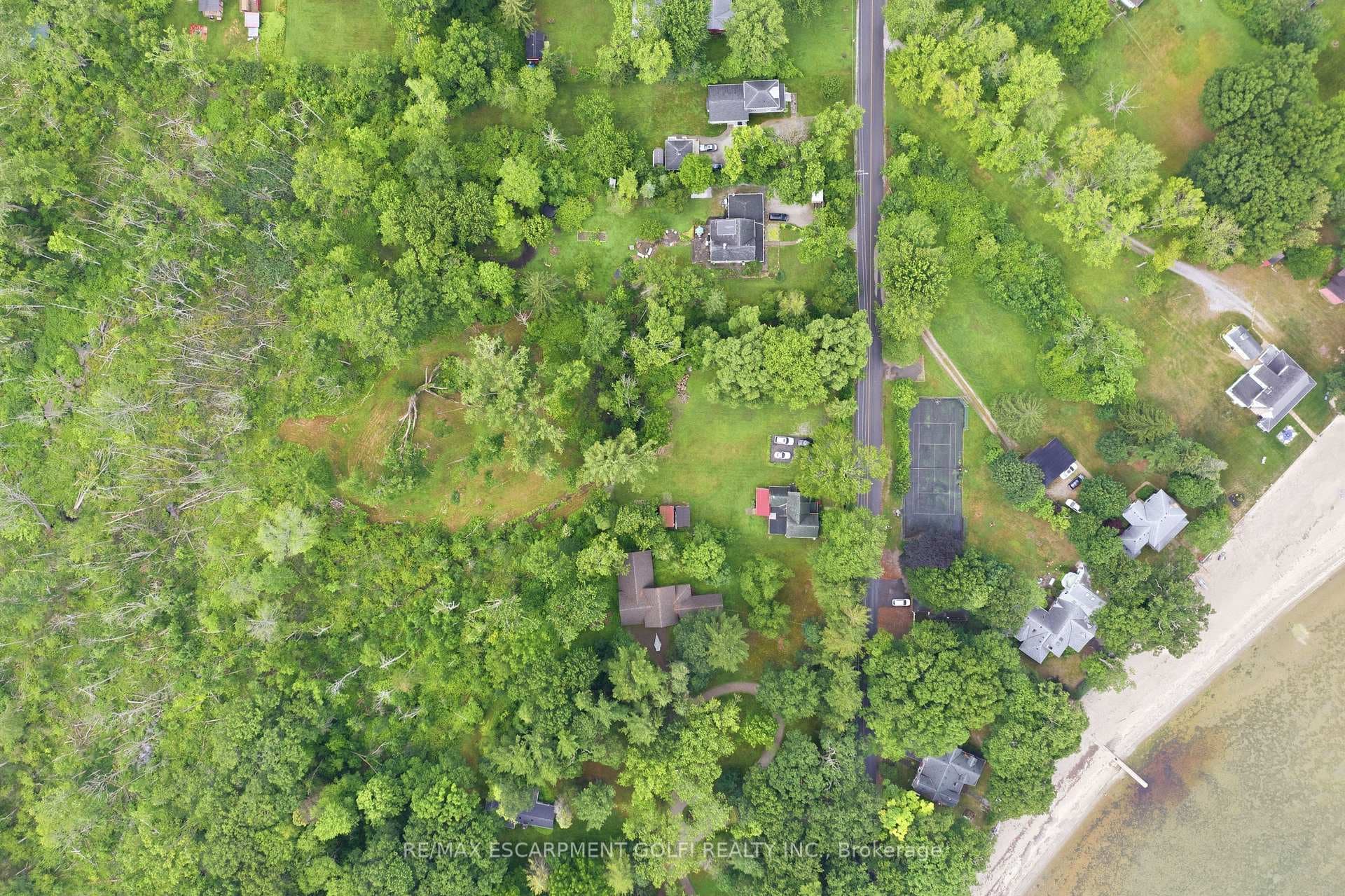 633 Point Abino Road photo 36