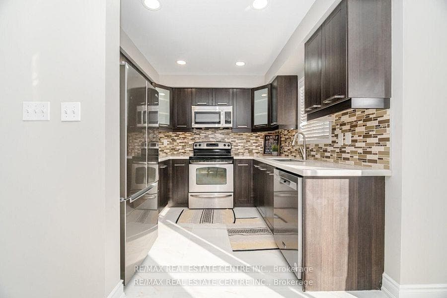 42 Sedgewick Circle photo 14