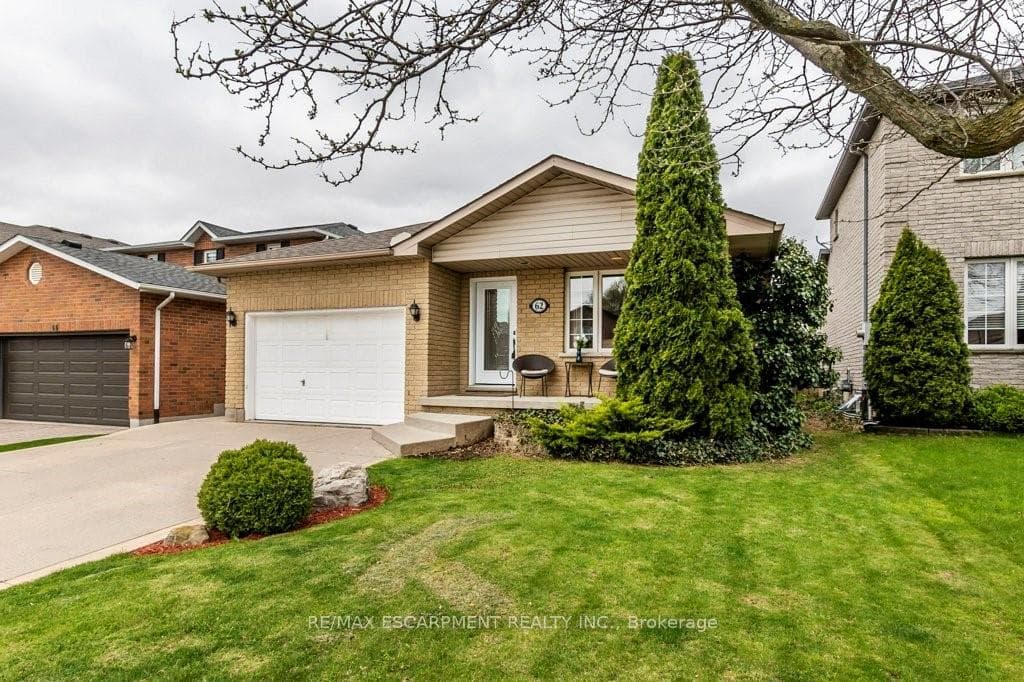62 Spadara Drive photo 3
