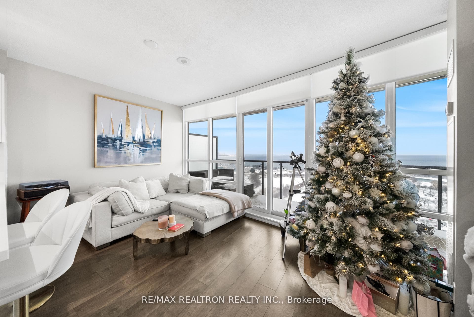 2230 Lake Shore Boulevard Unit 2008 photo 11