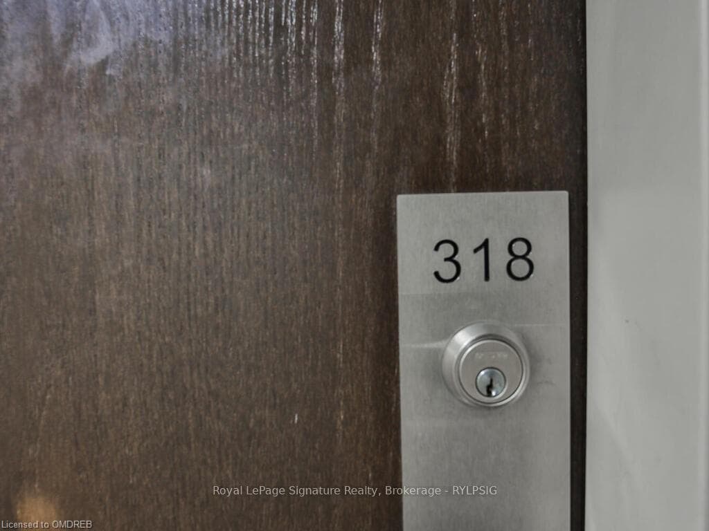 216 OAK PARK Boulevard Unit 318 photo 4