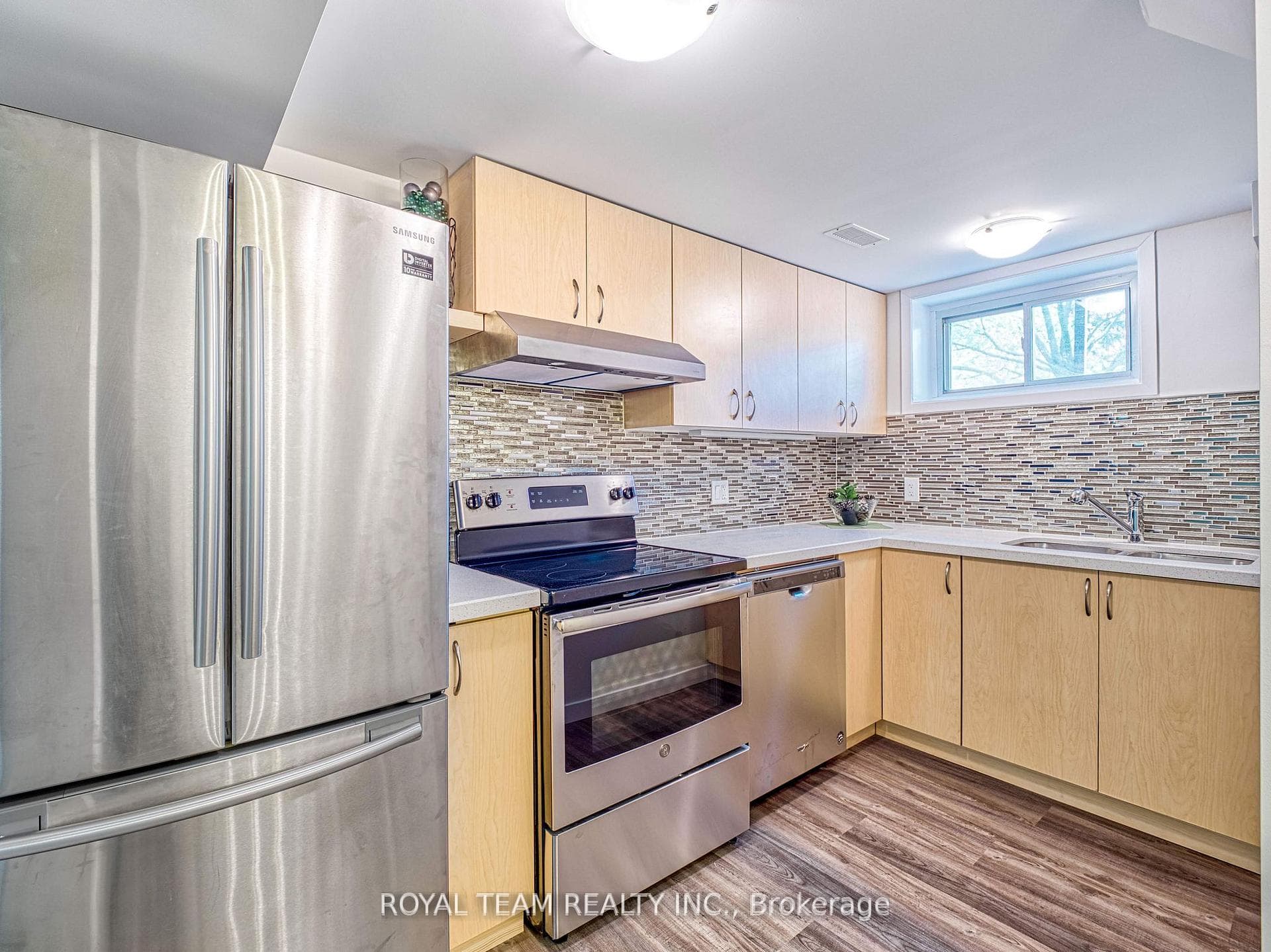 104 Lewis Drive Unit Bsmt photo 4