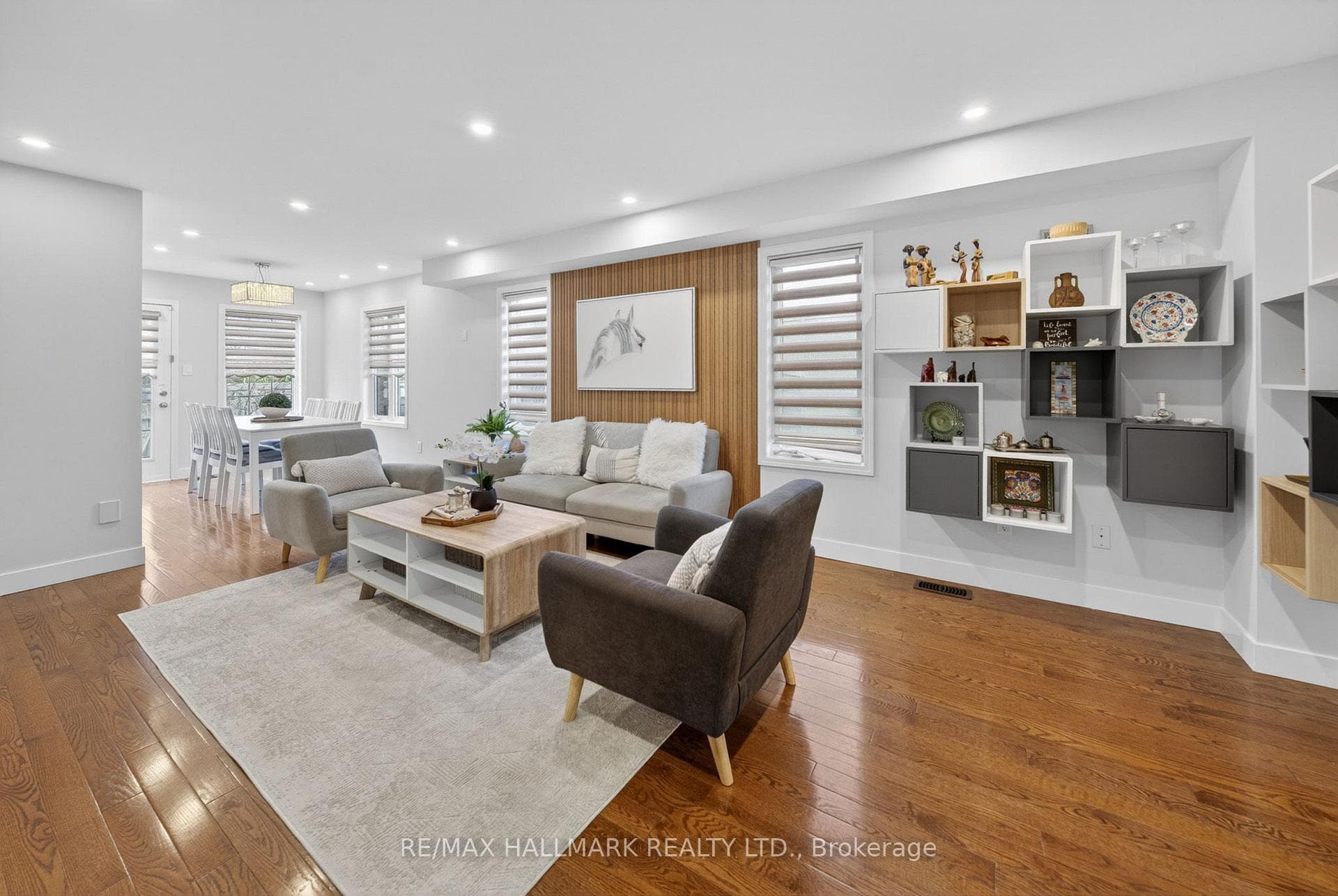64 Coranto Way photo 5