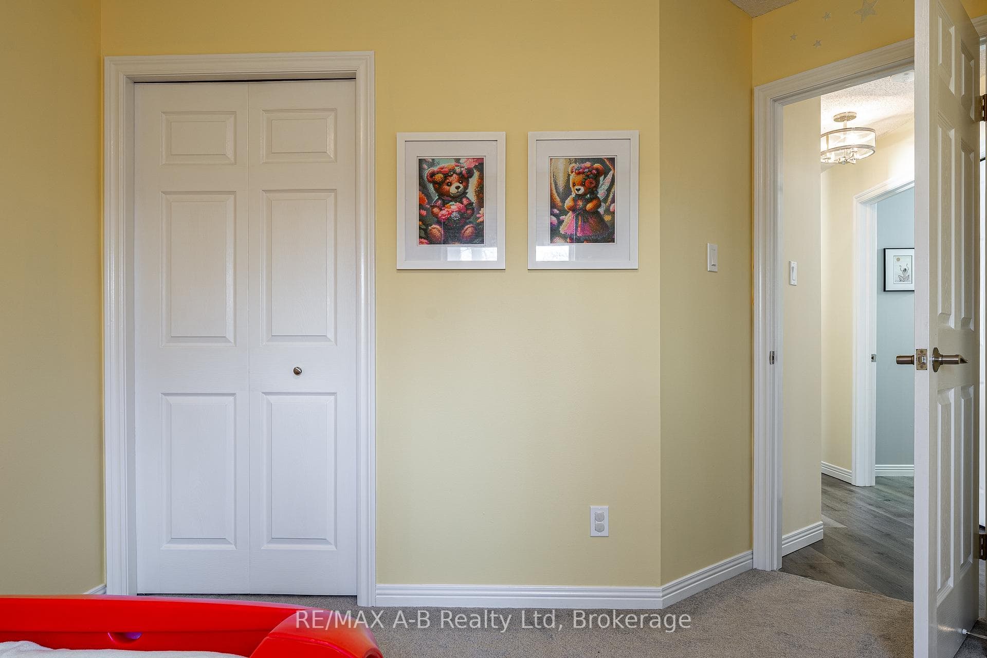 65 Falstaff Street photo 22
