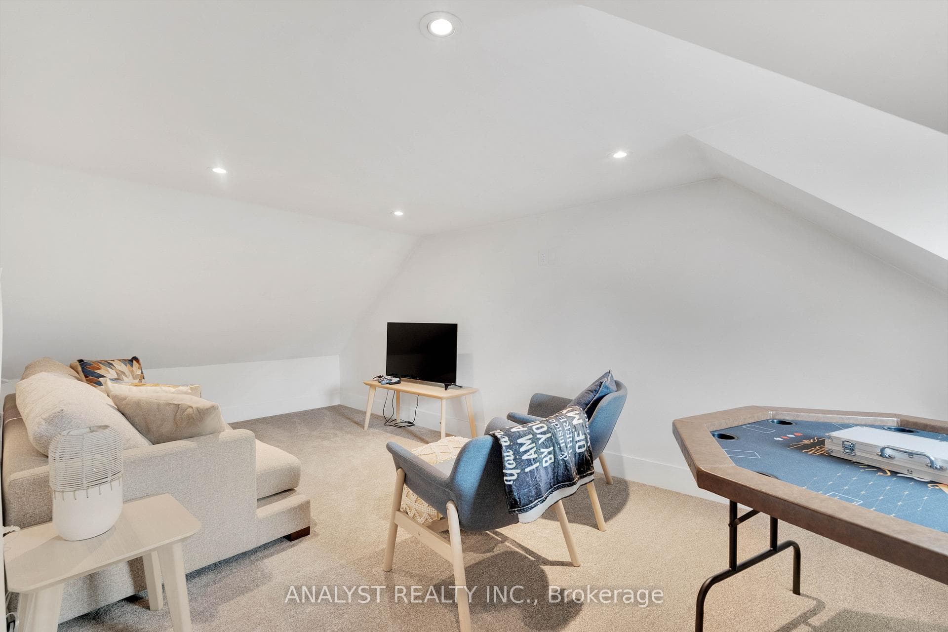 29 Bindertwine Boulevard photo 28