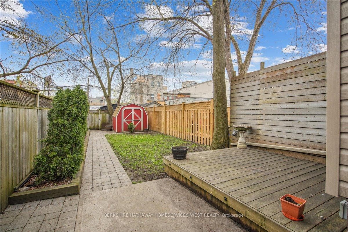 121 Coleman Avenue photo 31