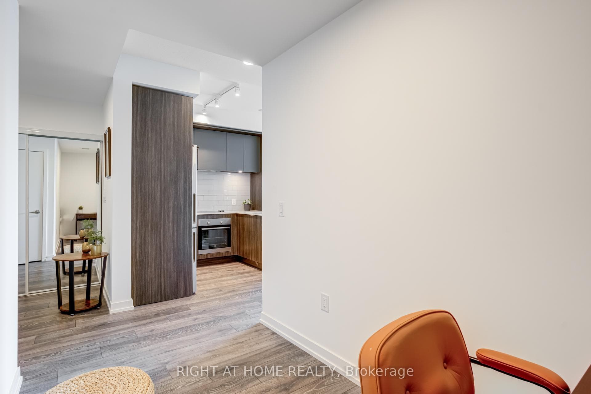 225 Sumach Street Unit 2407 photo 26