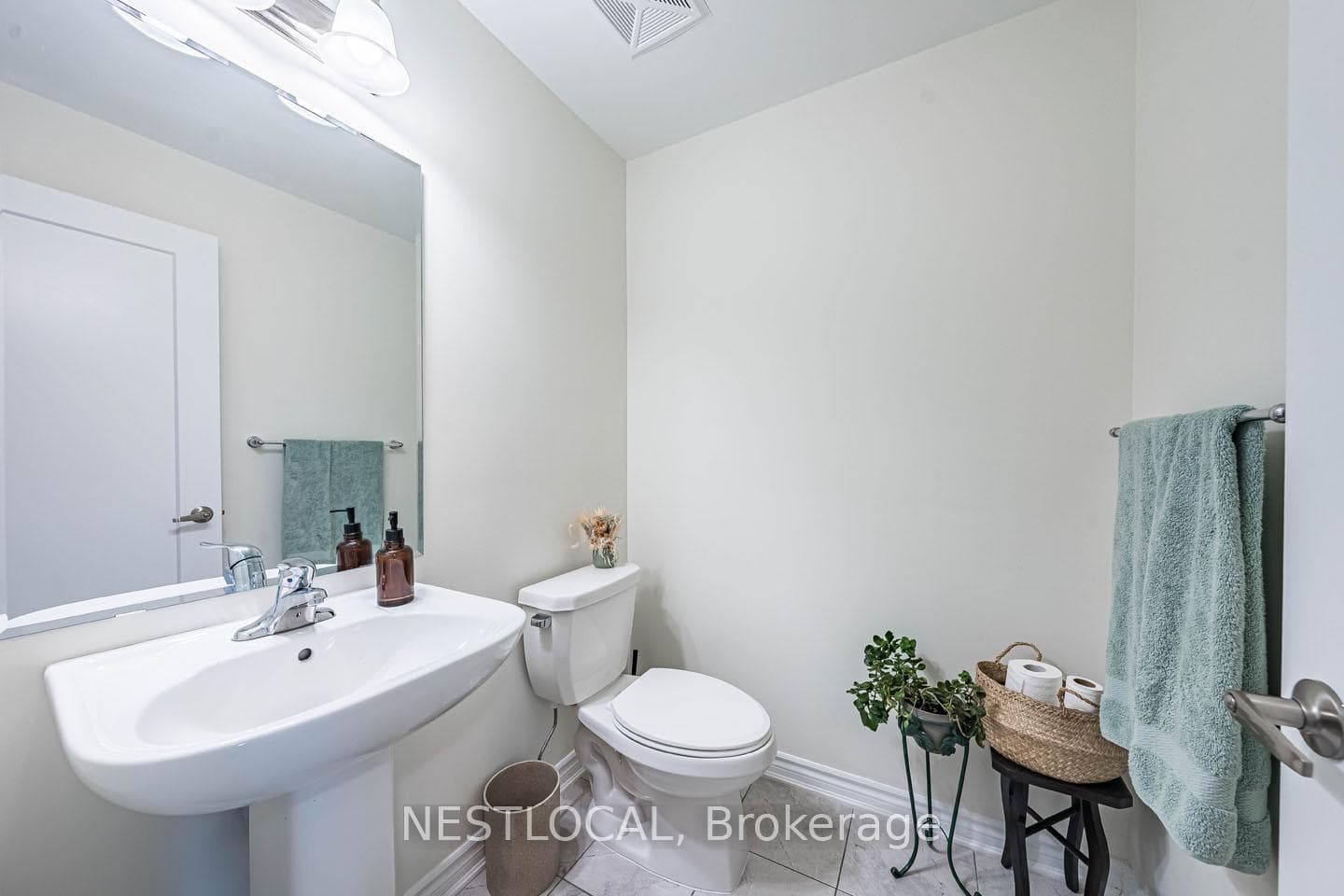 1085 Danforth Road Unit 206 photo 20