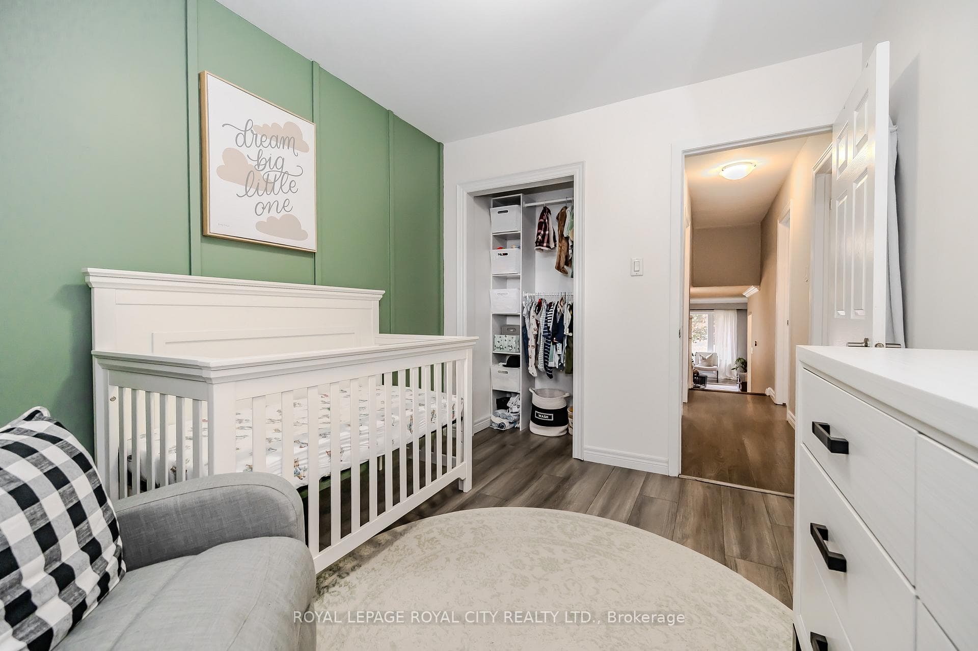 16 Nickolas Crescent photo 27
