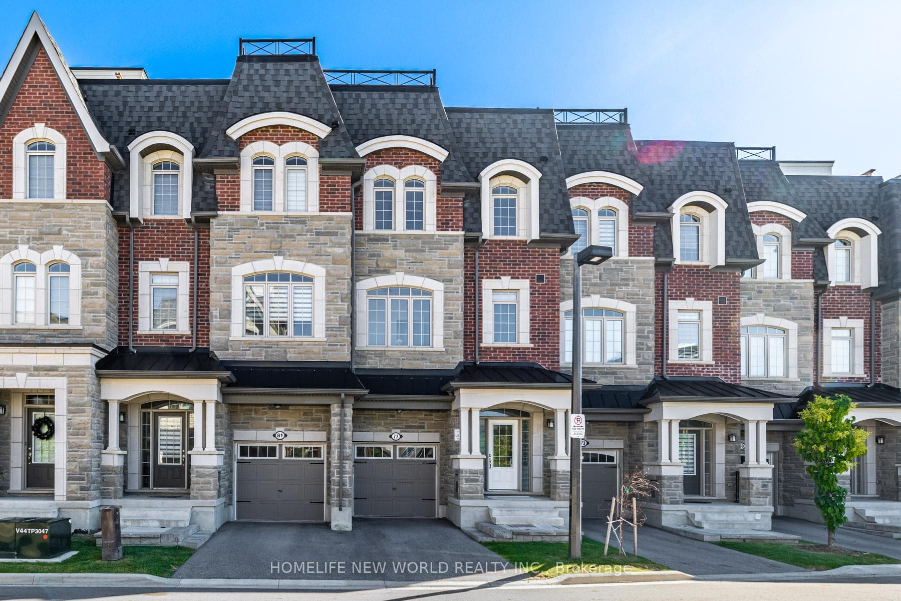 77 Glazebrook Drive photo 2