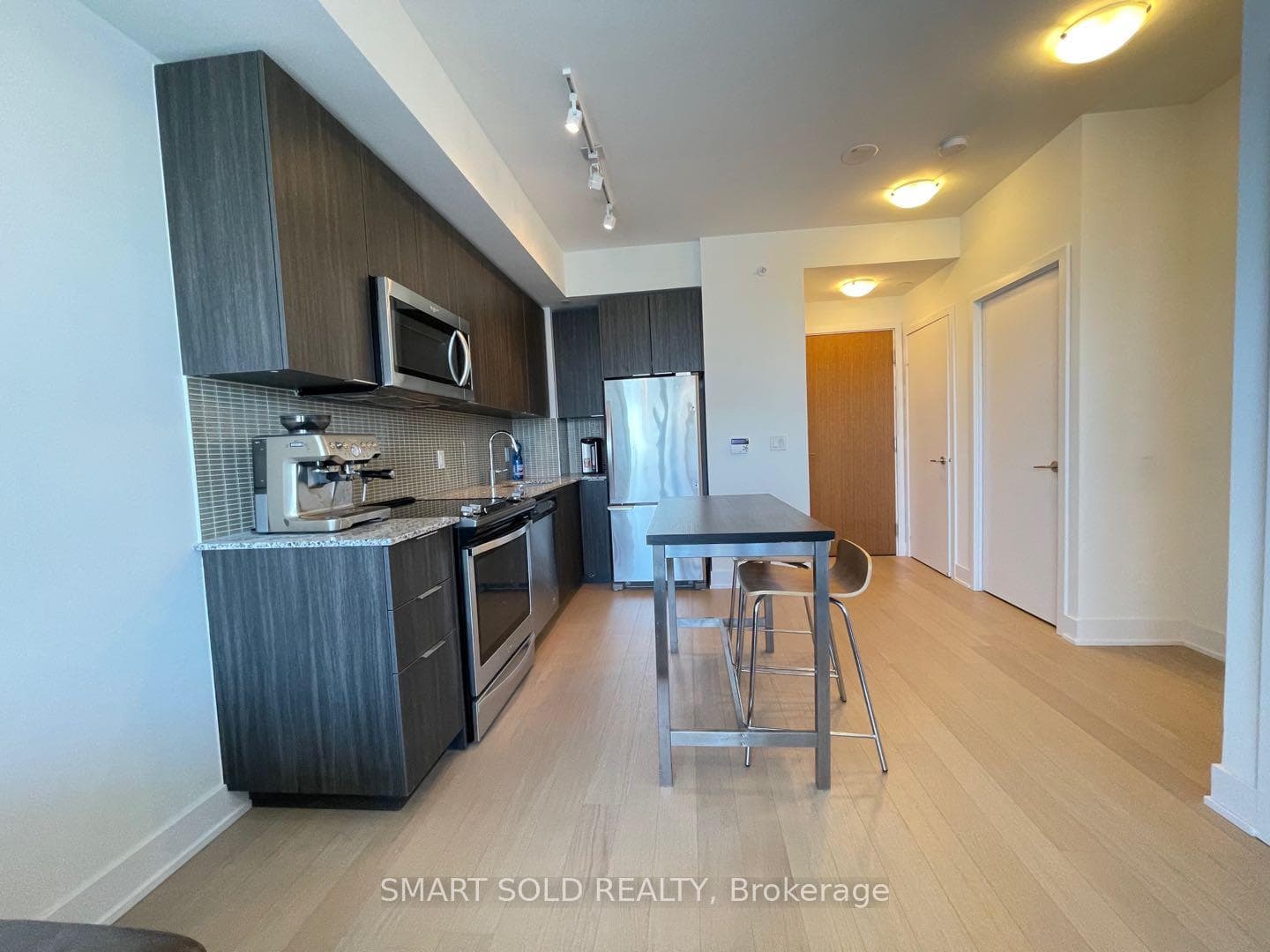 30 Shore Breeze Drive Unit 5304 photo 2